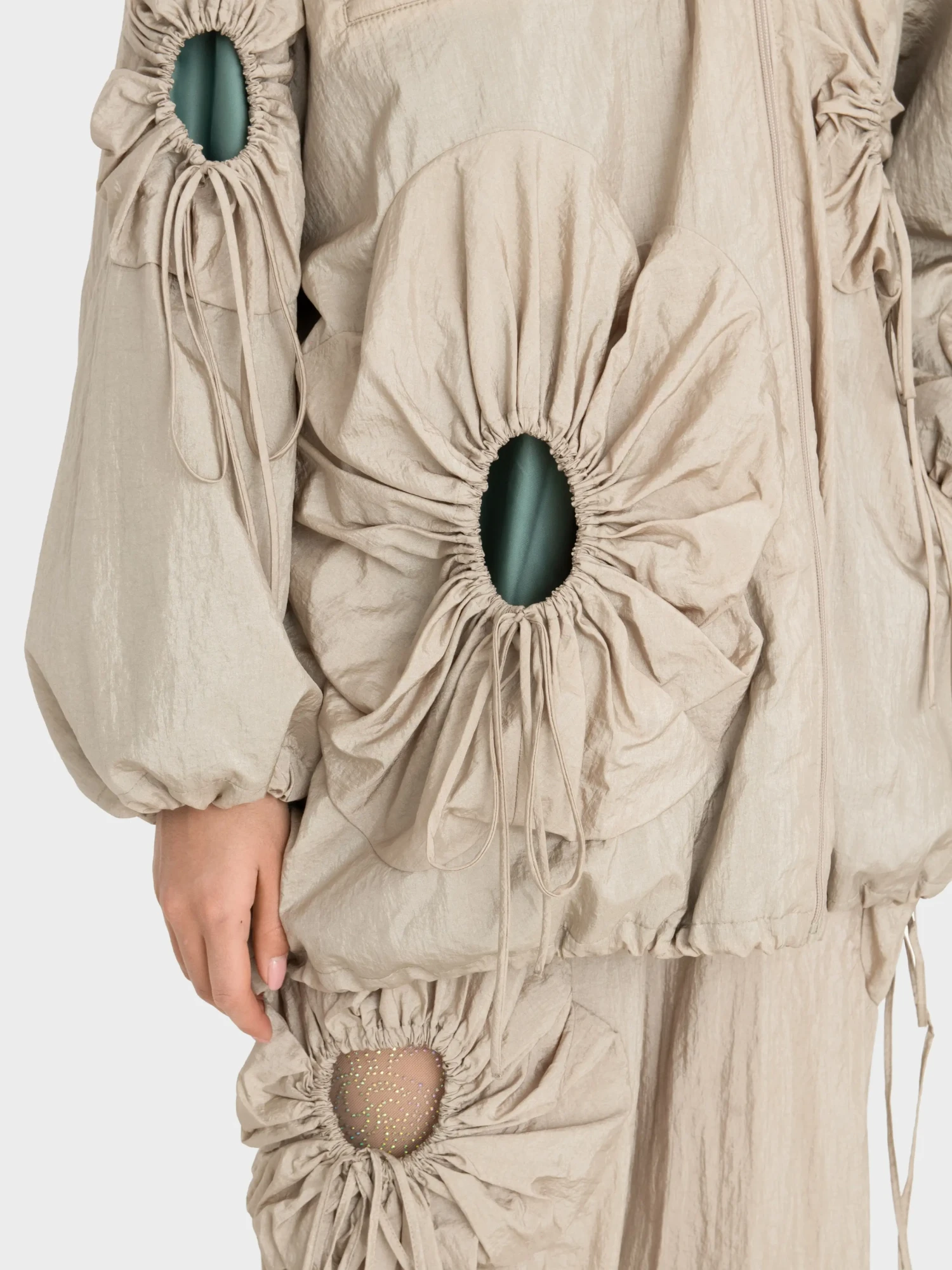 Женская ветровка J.KIM Flower Beige
