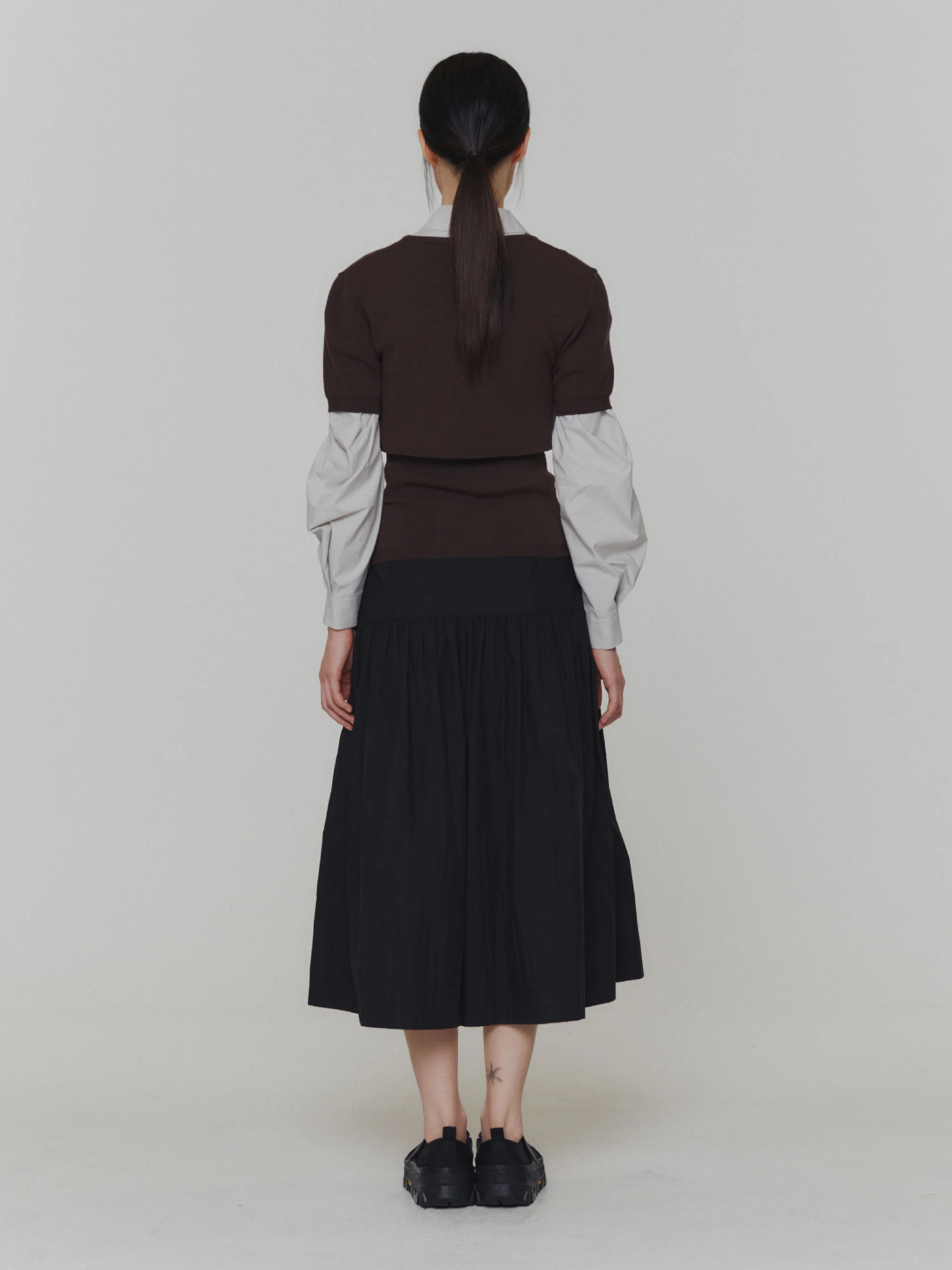 Женские брюки AMOMENTO Shirring Flare Pants Black