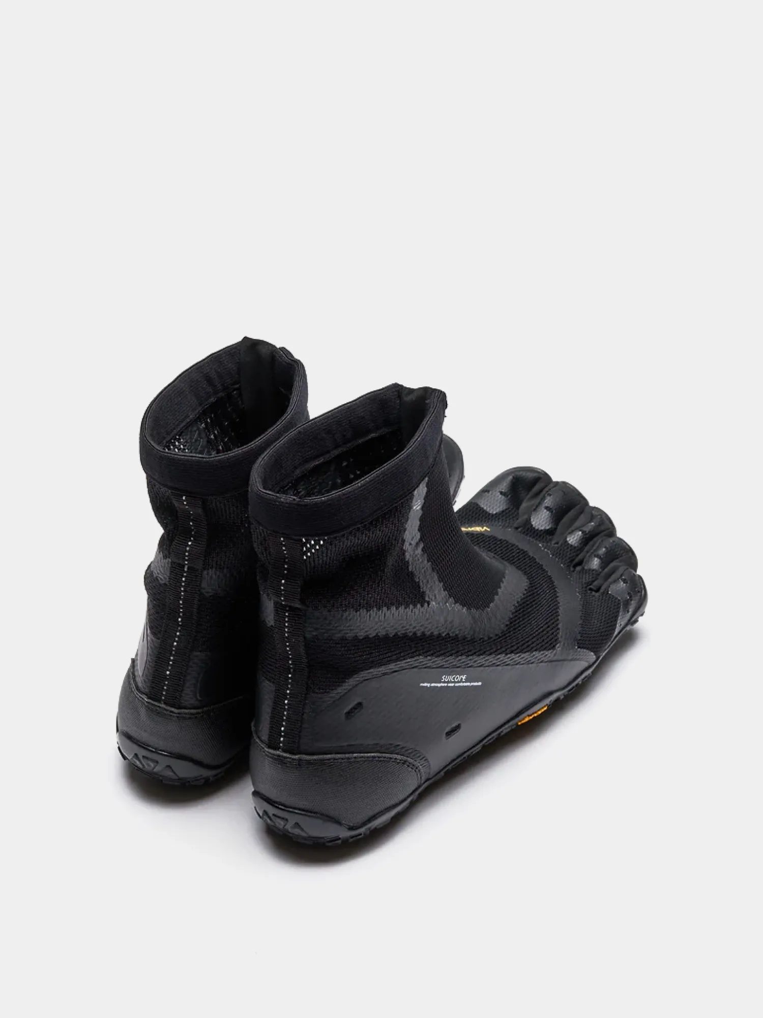 Кроссовки SUICOKE VIBRAM 5FINGERS Humamphibiab-HI Black