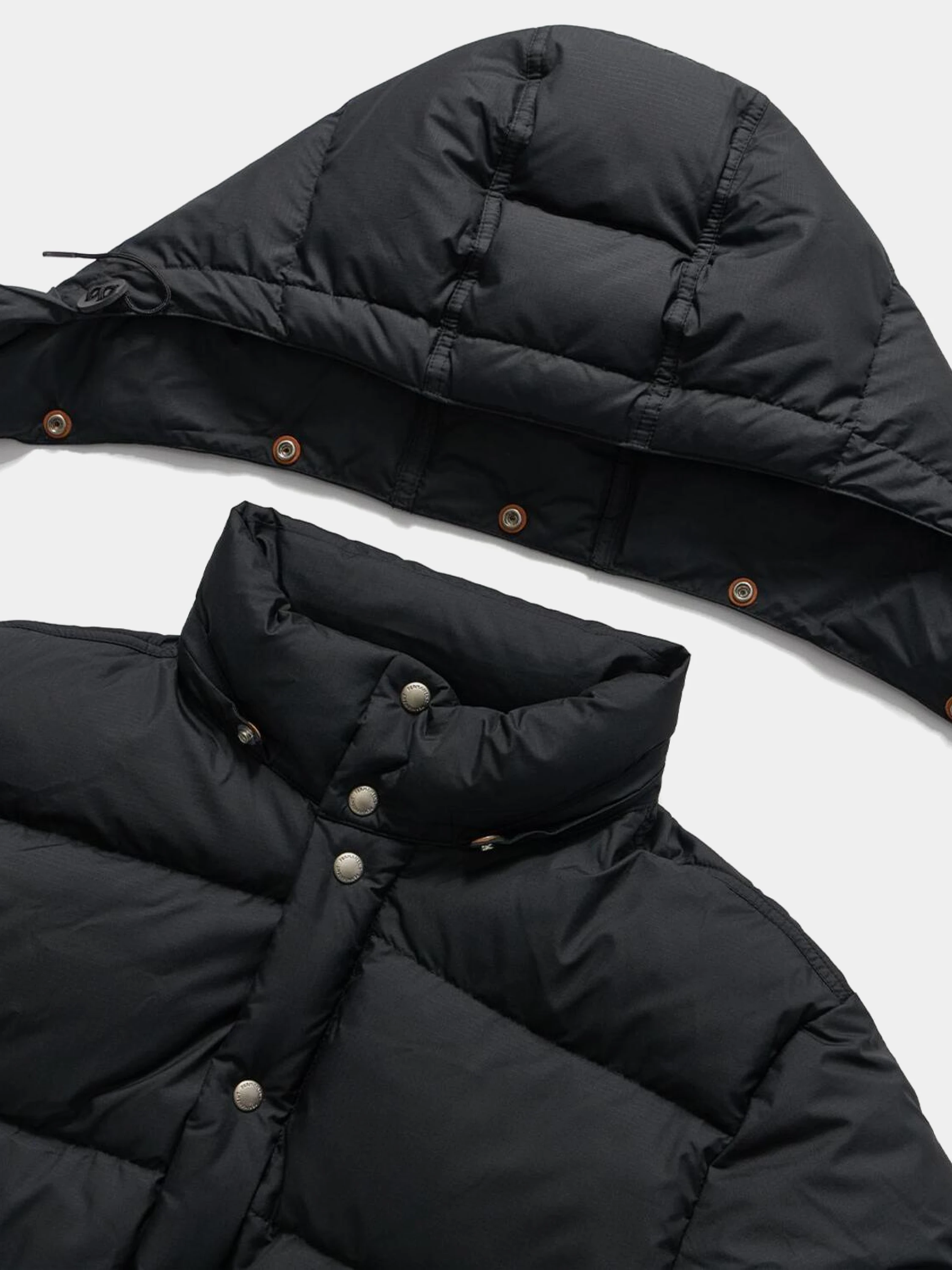Пуховик EASTLOGUE PERMANENT PM Classic Black