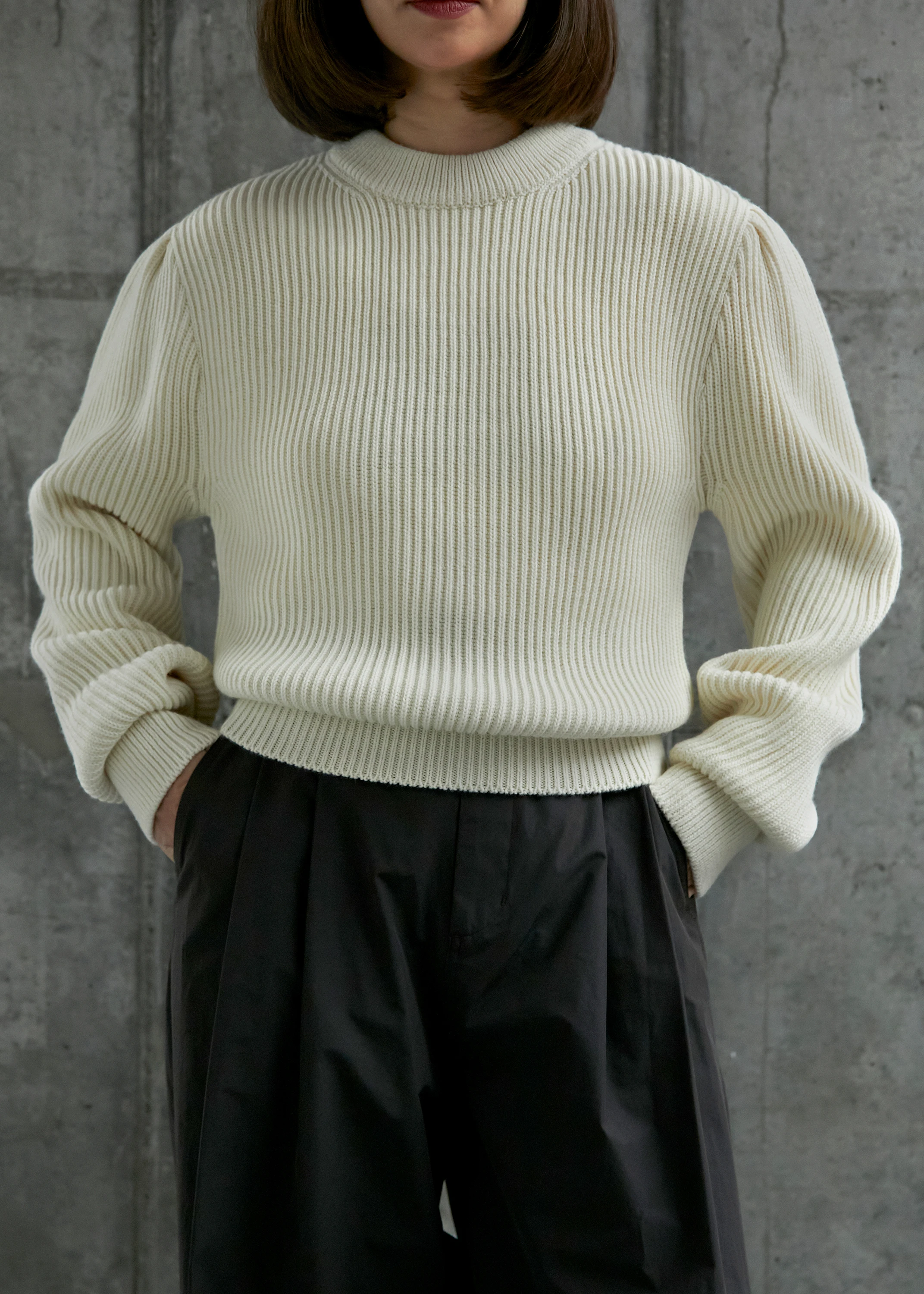 Женский свитер AMOMENTO Half Neck Knit Ecru
