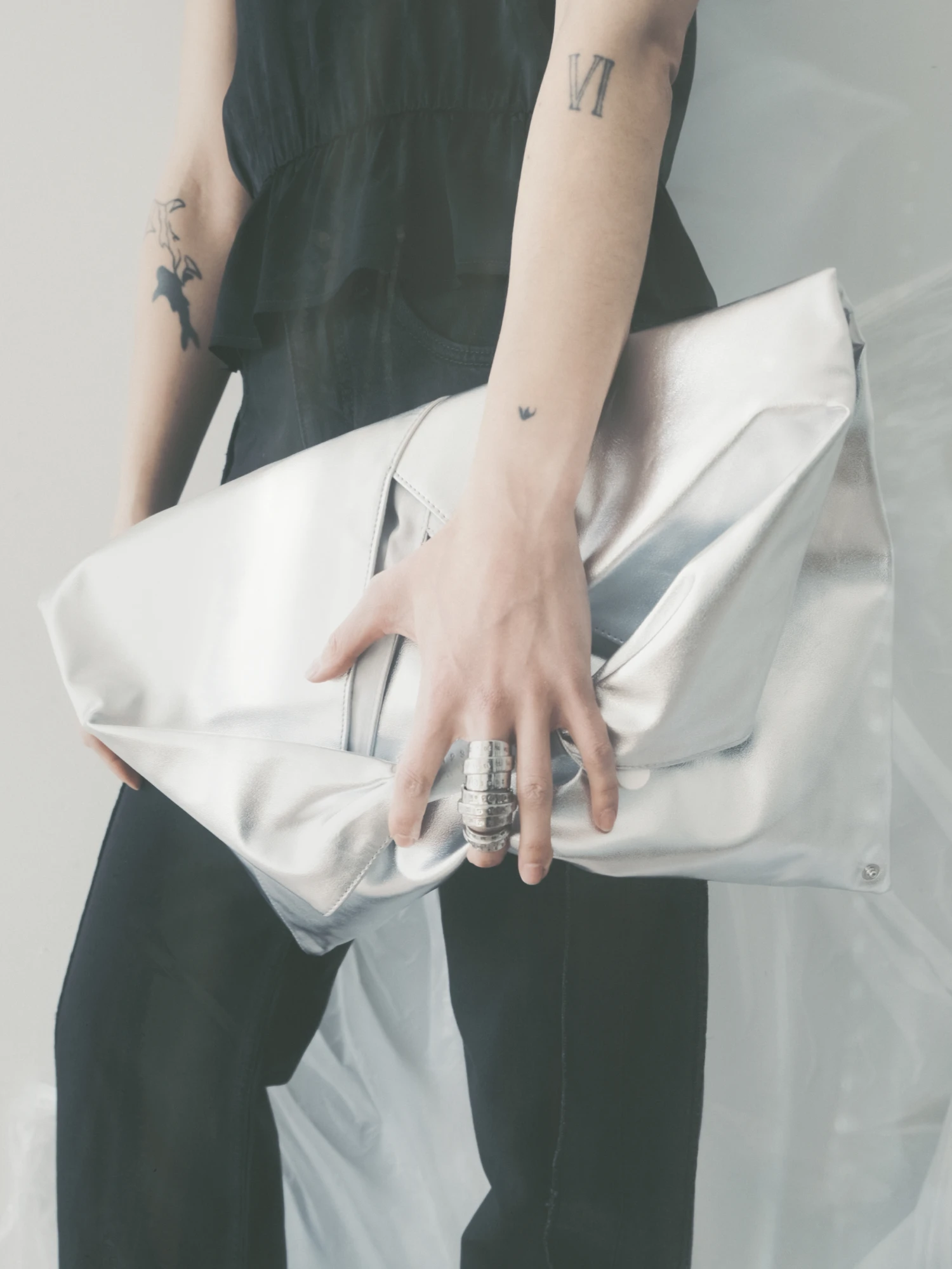 Сумка MM6 Maison Margiela Japanese Classic Medium Silver