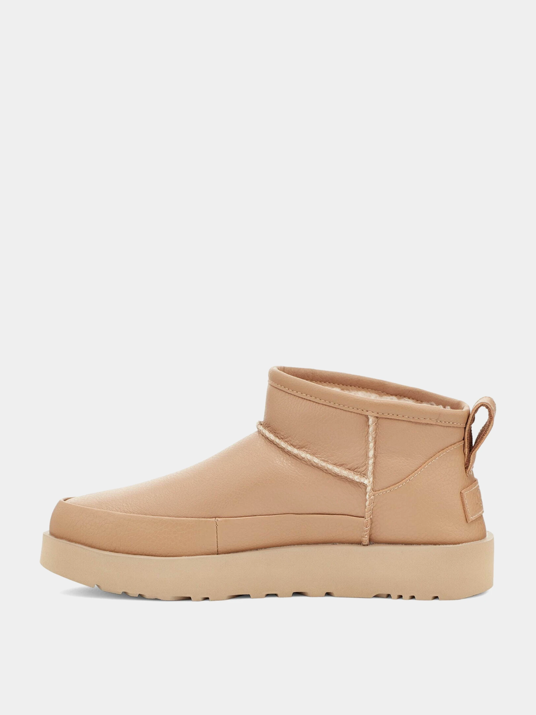 Полусапоги UGG Classic Ultra Mini Leather Sand