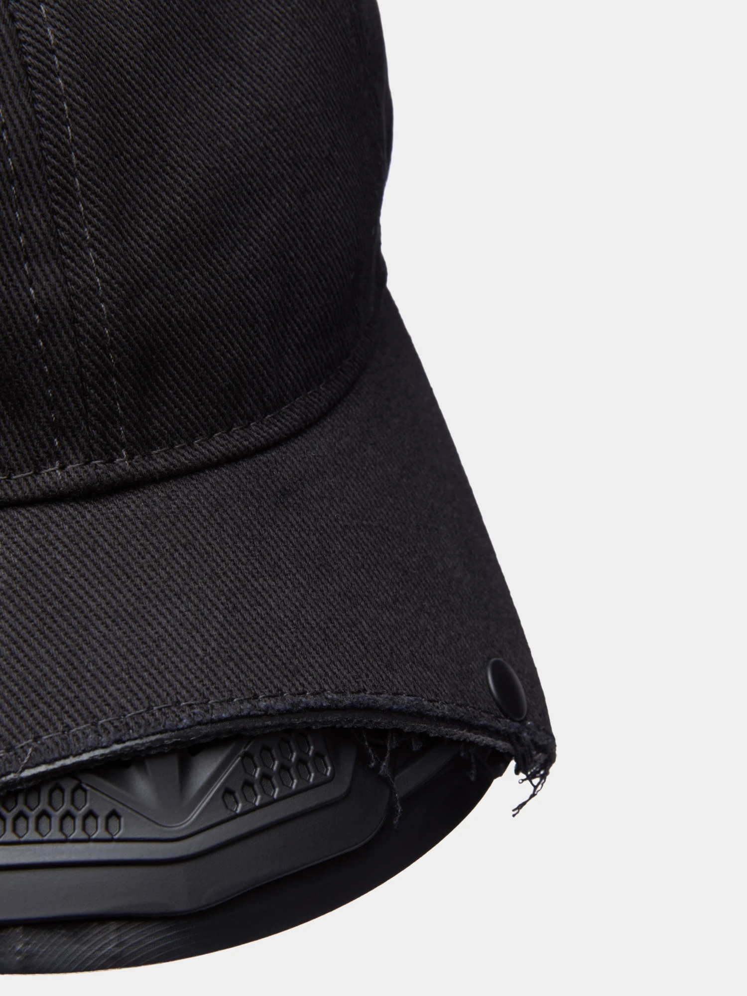 Кепка INNERRAUM Object C52 Cropped Baseball Black