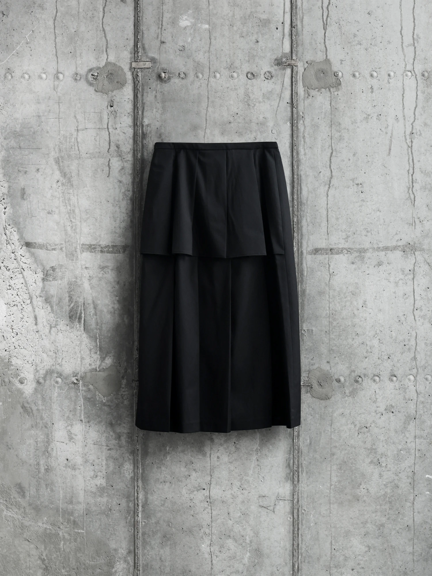 Женская юбка EPINGLER 2-Pleats Skirt Black