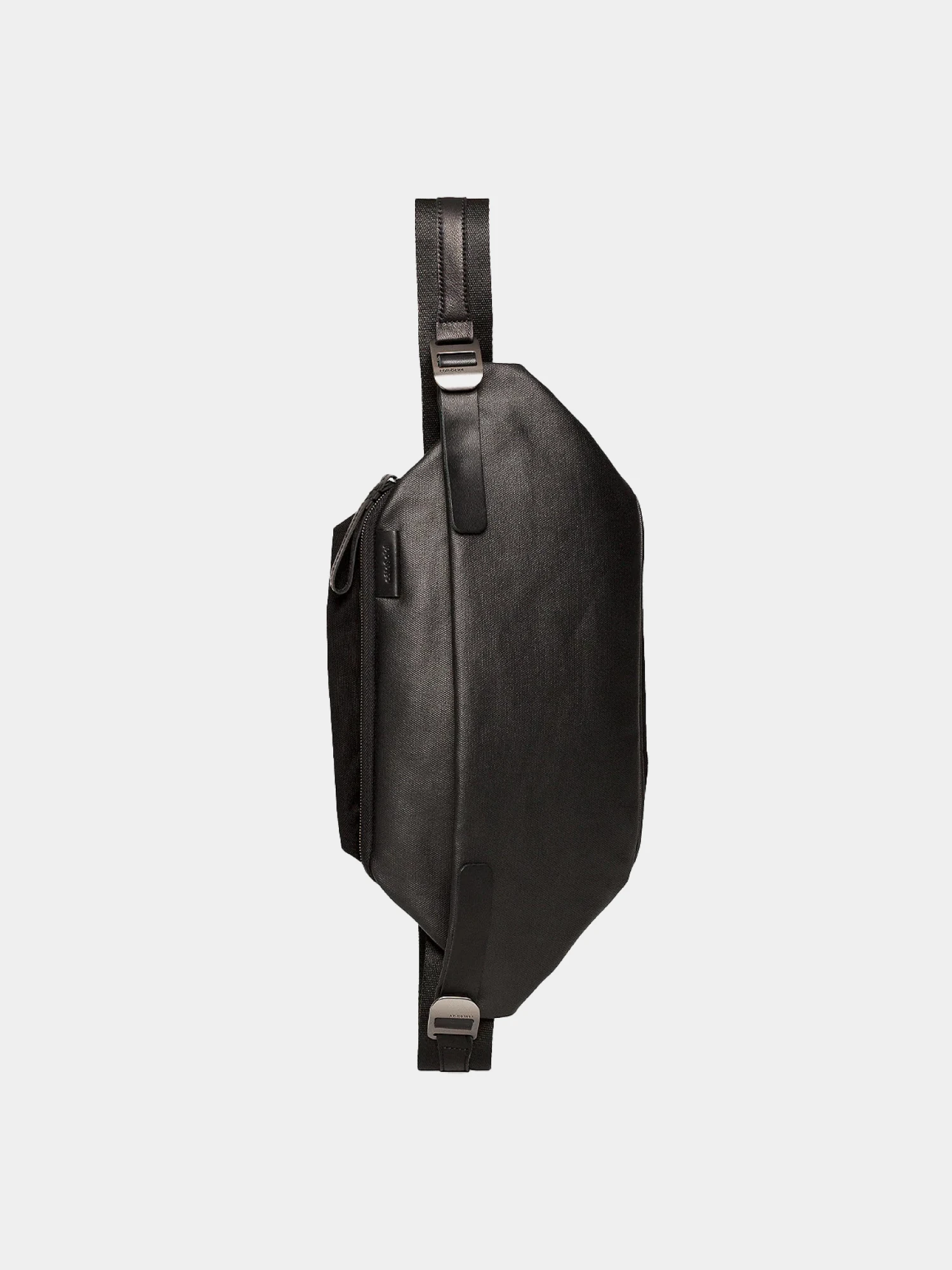 Сумка COTE&CIEL Isarau M Coated Canvas Black