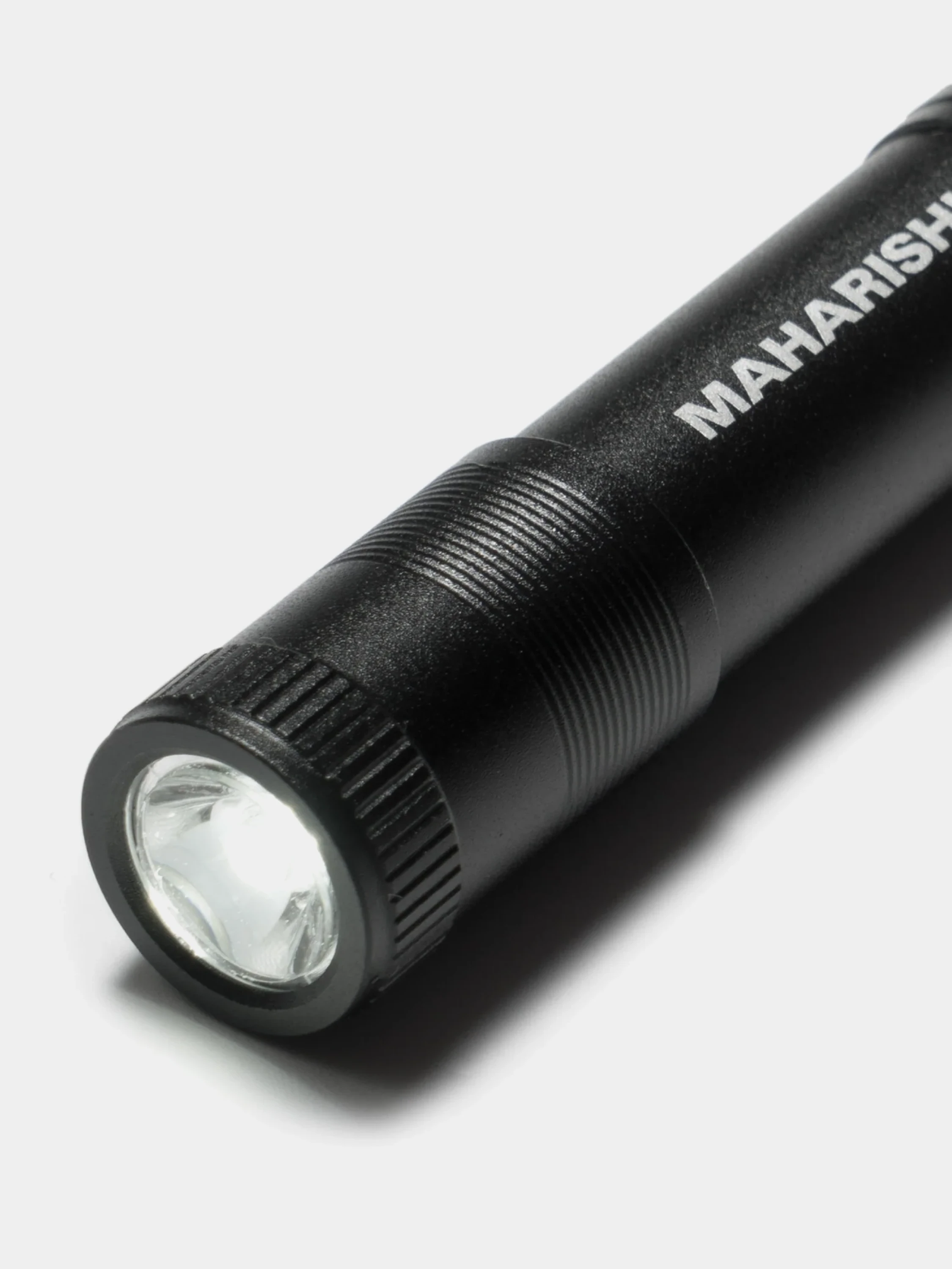 Фонарик MAHARISHI 9737 Microtorch Black