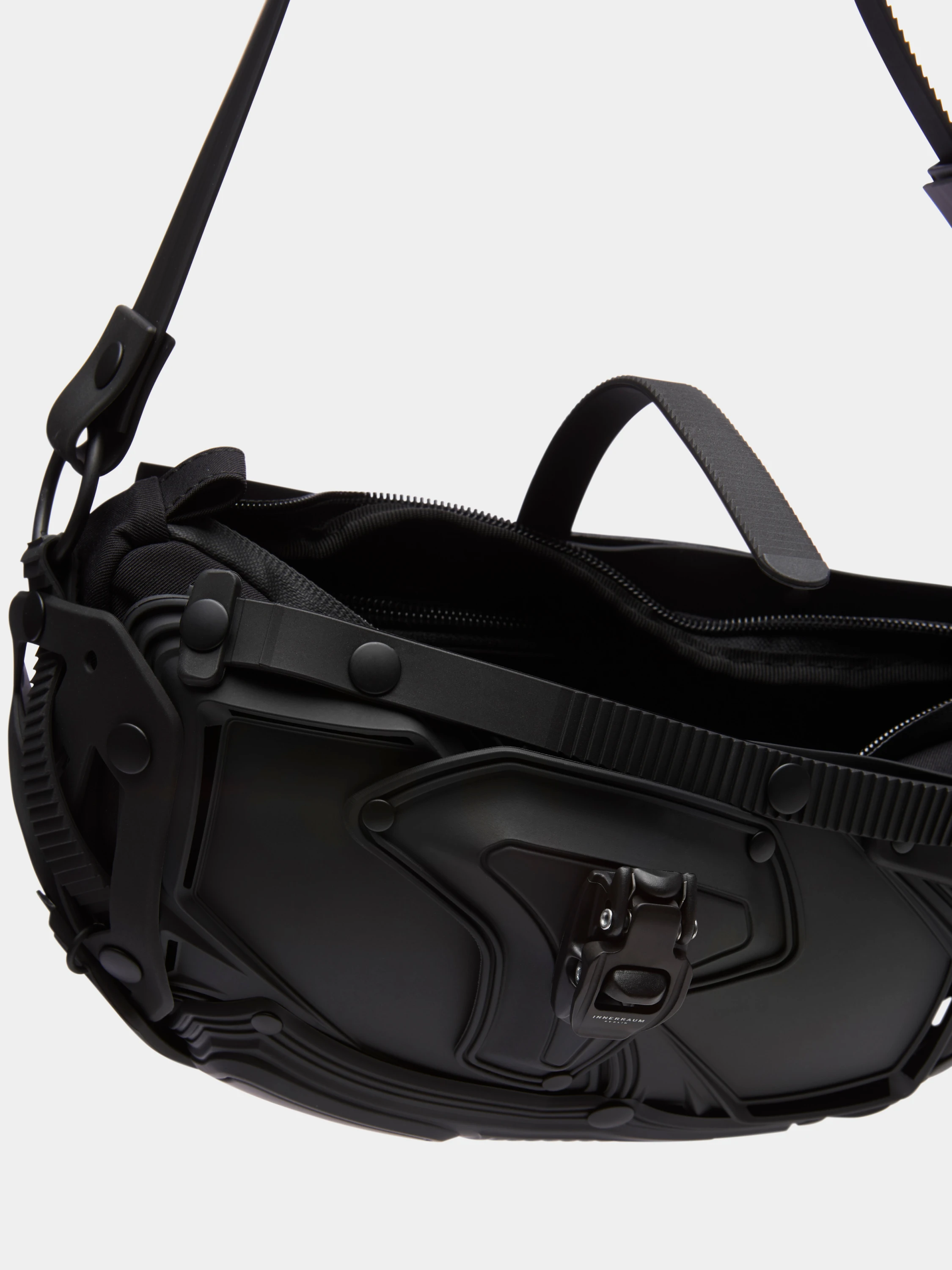 Сумка INNERRAUM Object I30 Fanny / Crossbody Matt Black