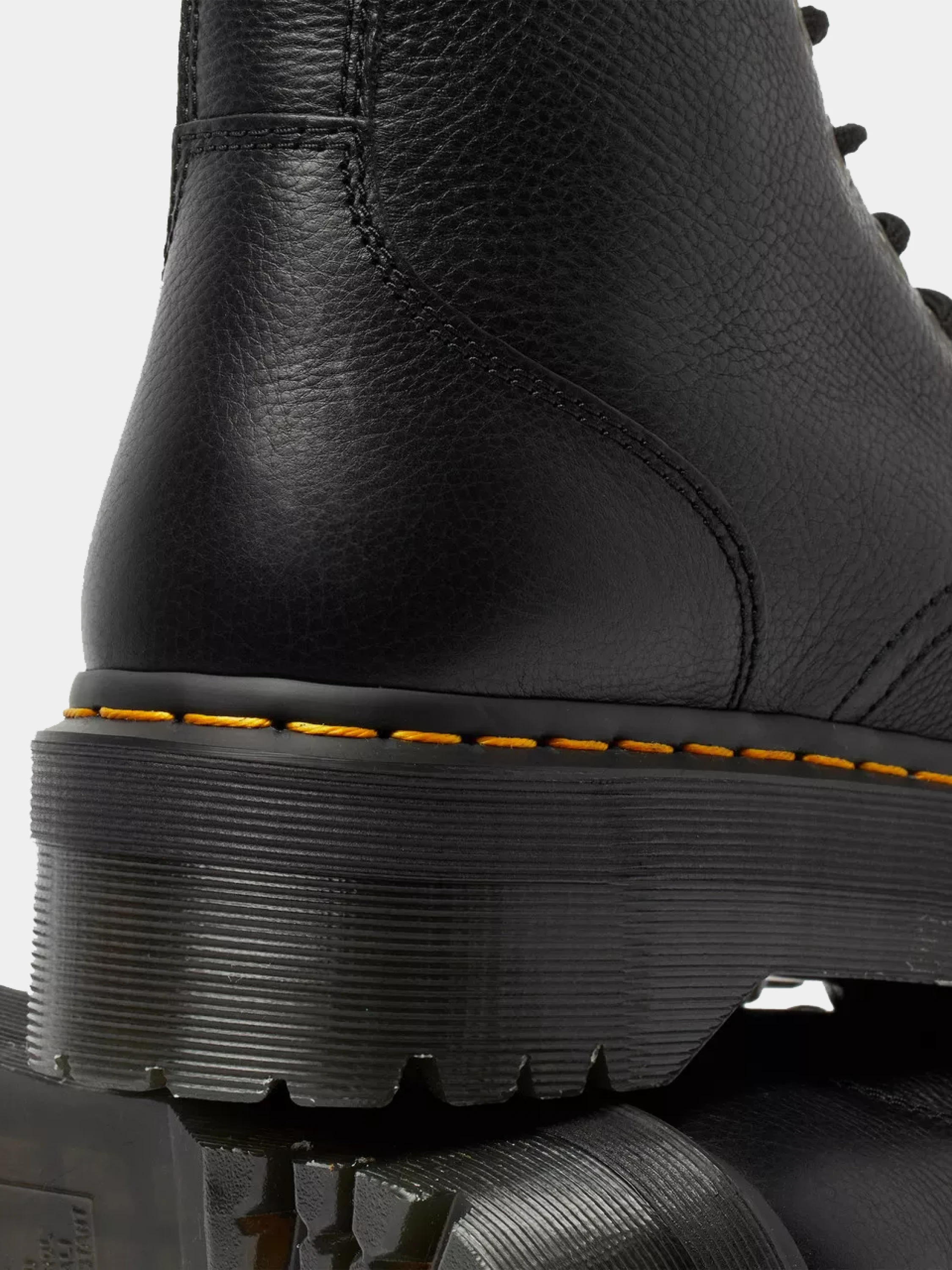Женские ботинки Dr. Martens Jadon III Boot Pisa Black