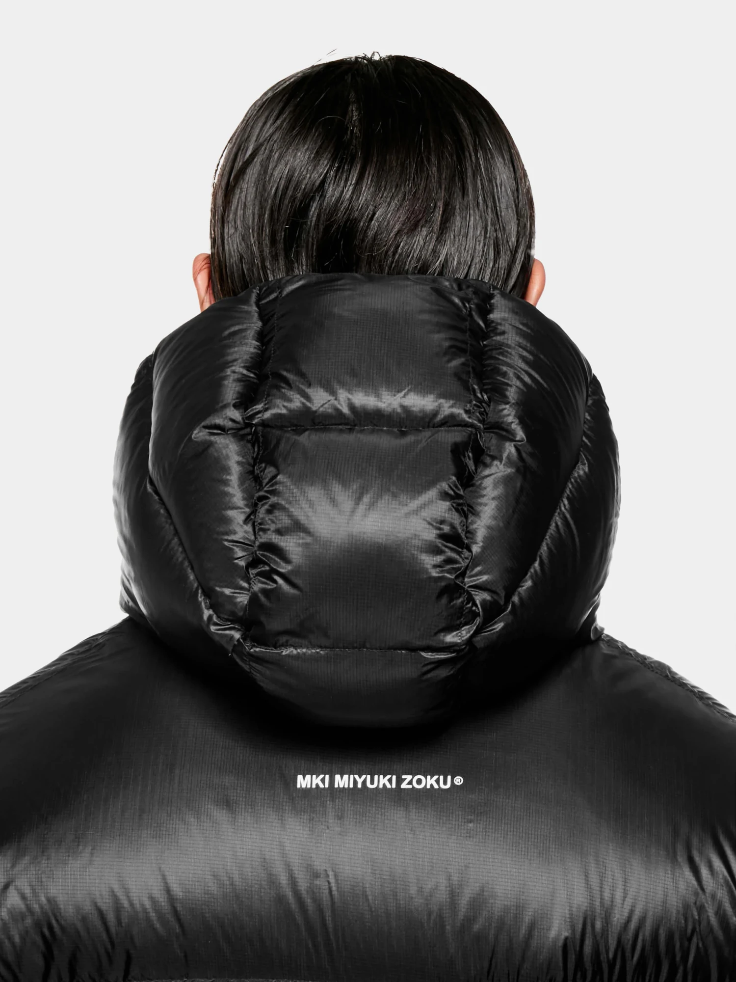 Пуховик MKI MIYUKI ZOKU Translucent Hooded Bubble Black