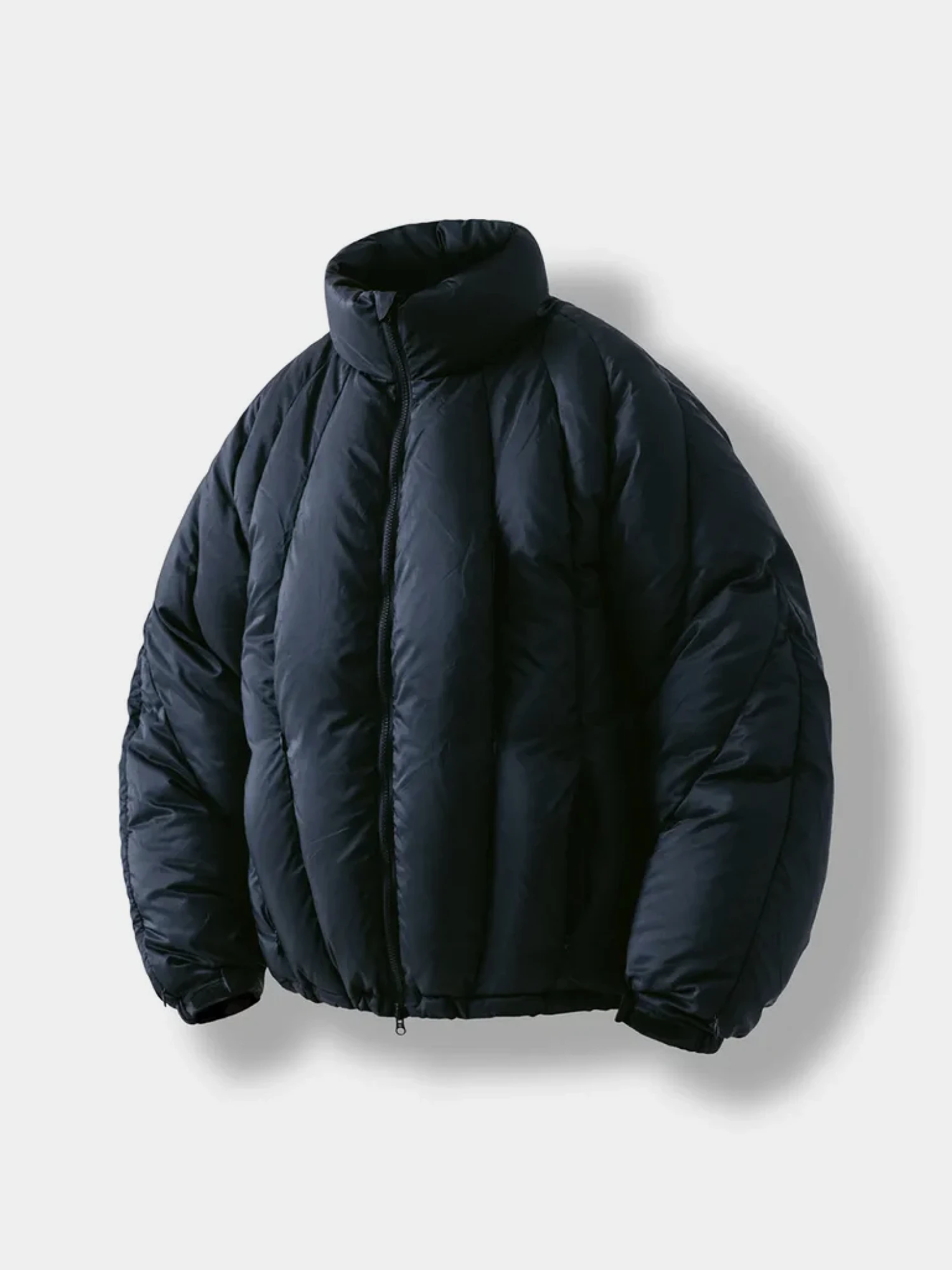 Пуховик ANGLAN Iconic Balloon Incision Down Black