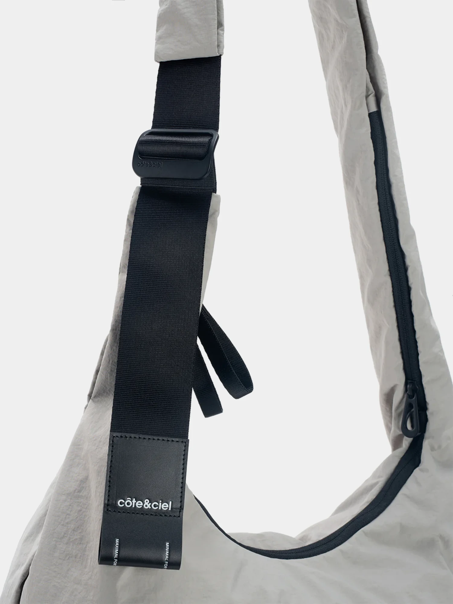 Сумка COTE&CIEL Hyco S Smooth Light Grey