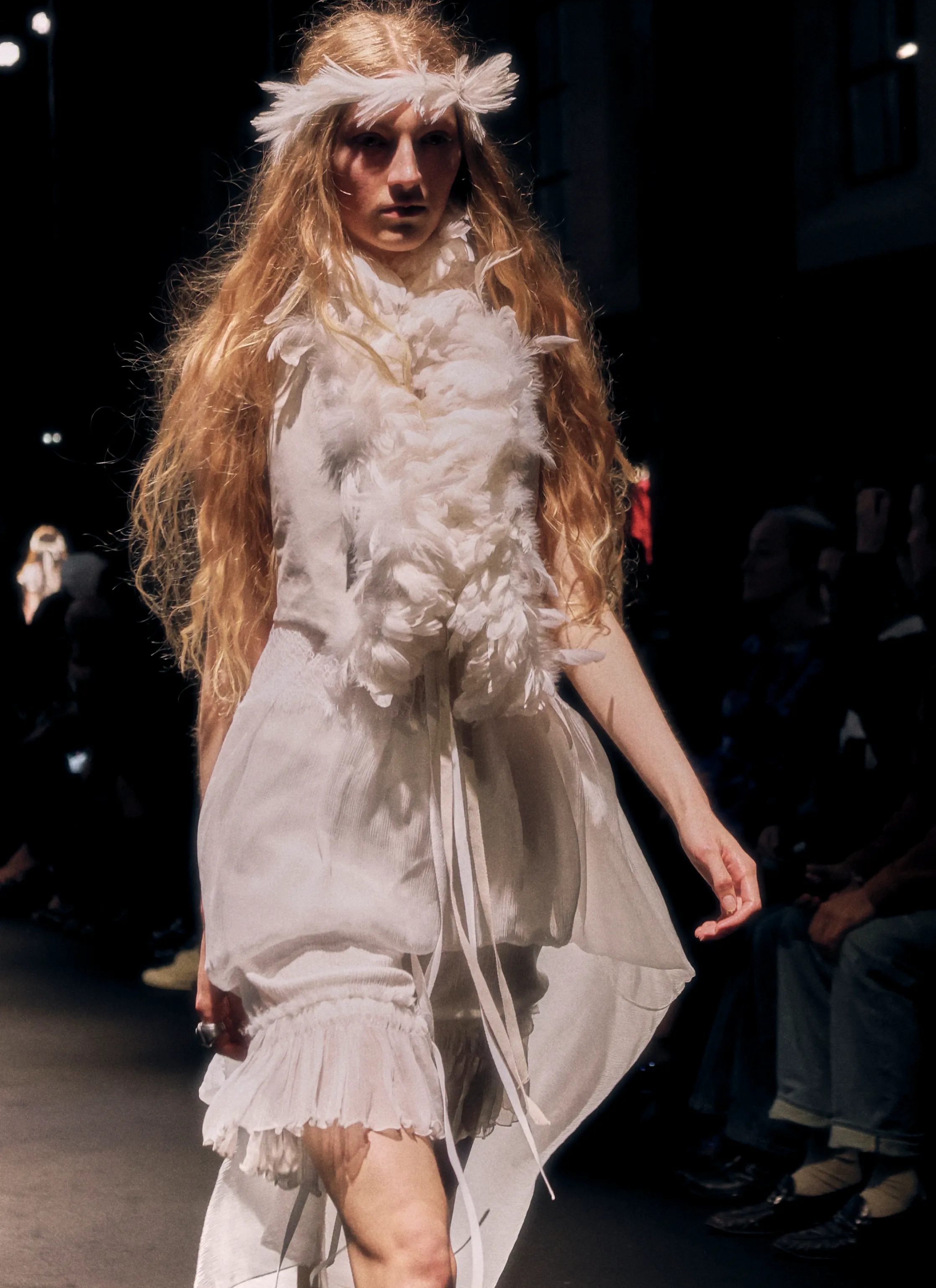 Романтика во мраке: показ Ann Demeulemeester SS’26