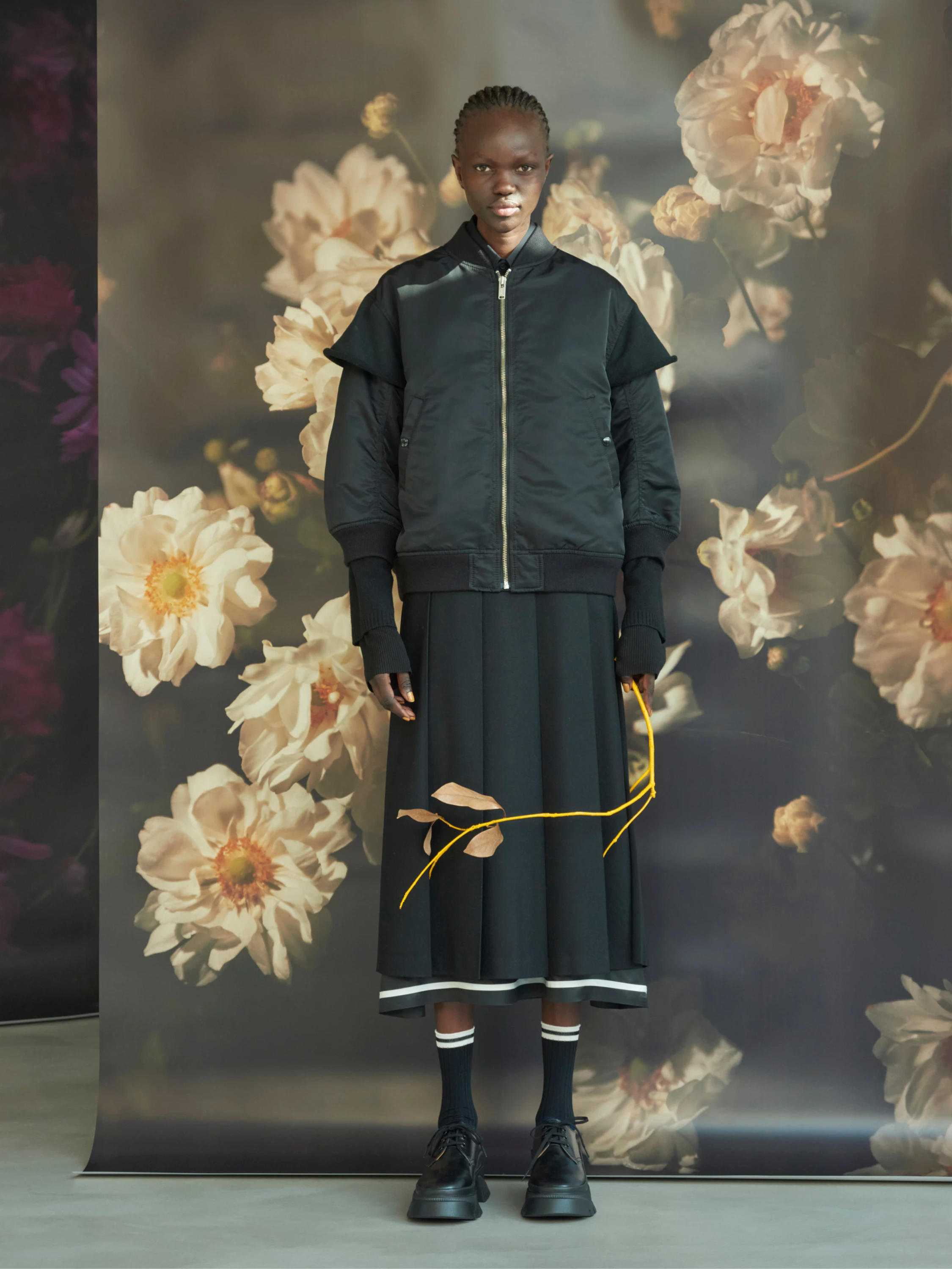 Женская юбка UNDERCOVER Pleated Midi Skirt Black