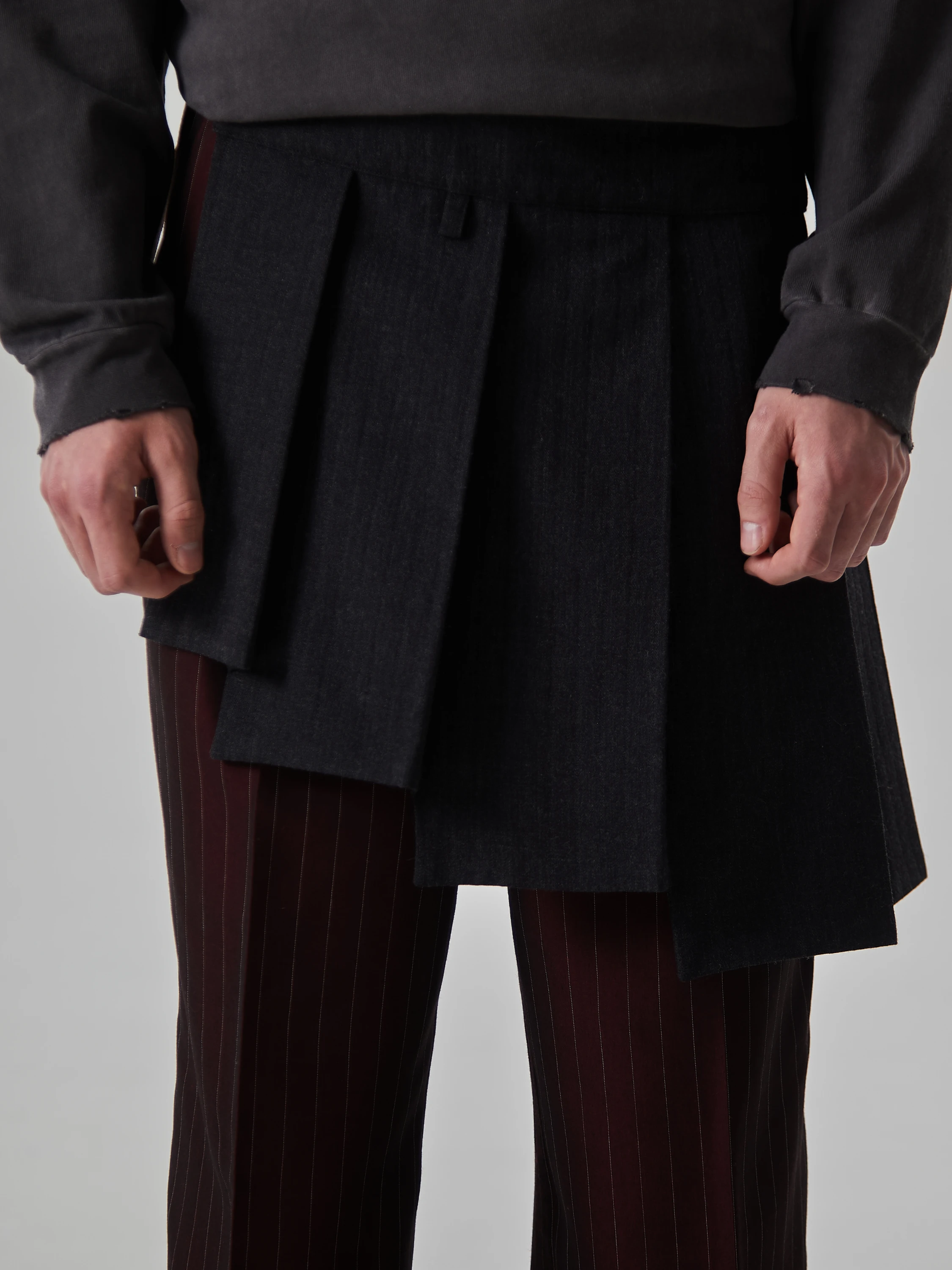Пояс-юбка Siniy Vsadnik 1/2 Skirty Belt Black Graphite/Red