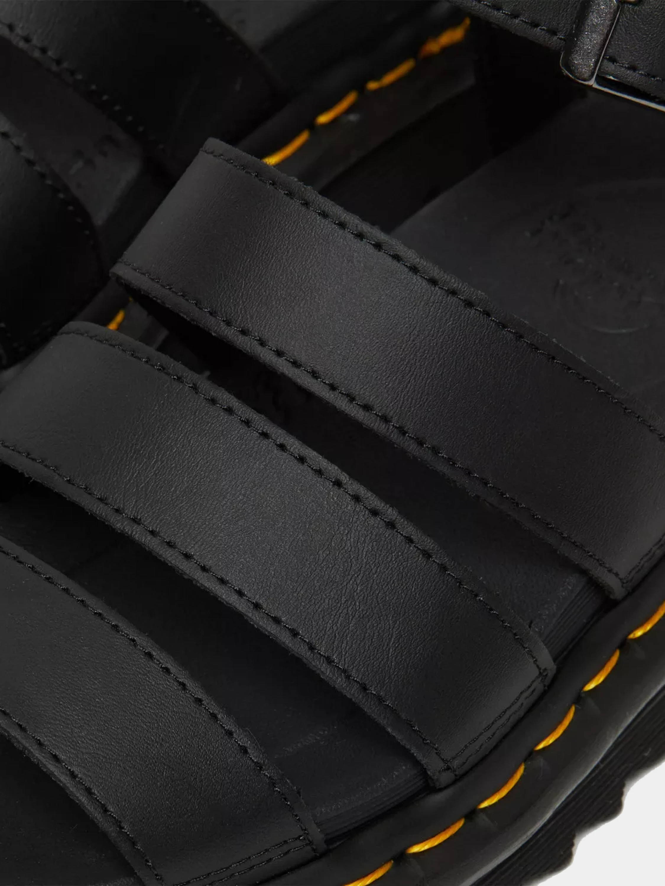 Сандалии Dr. Martens Blaire Hydro Leather Black