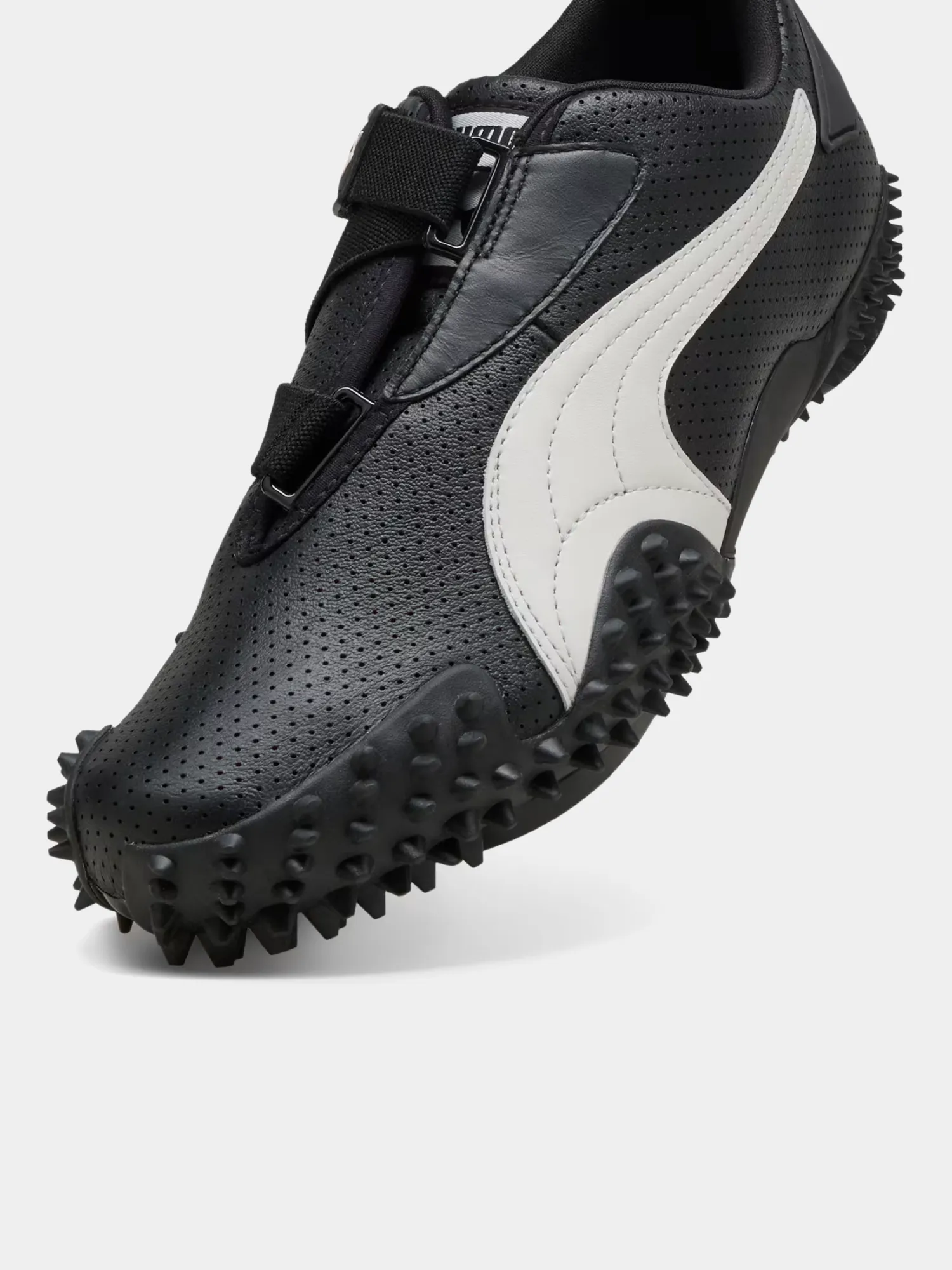 Женские кроссовки Puma Mostro Perf Black