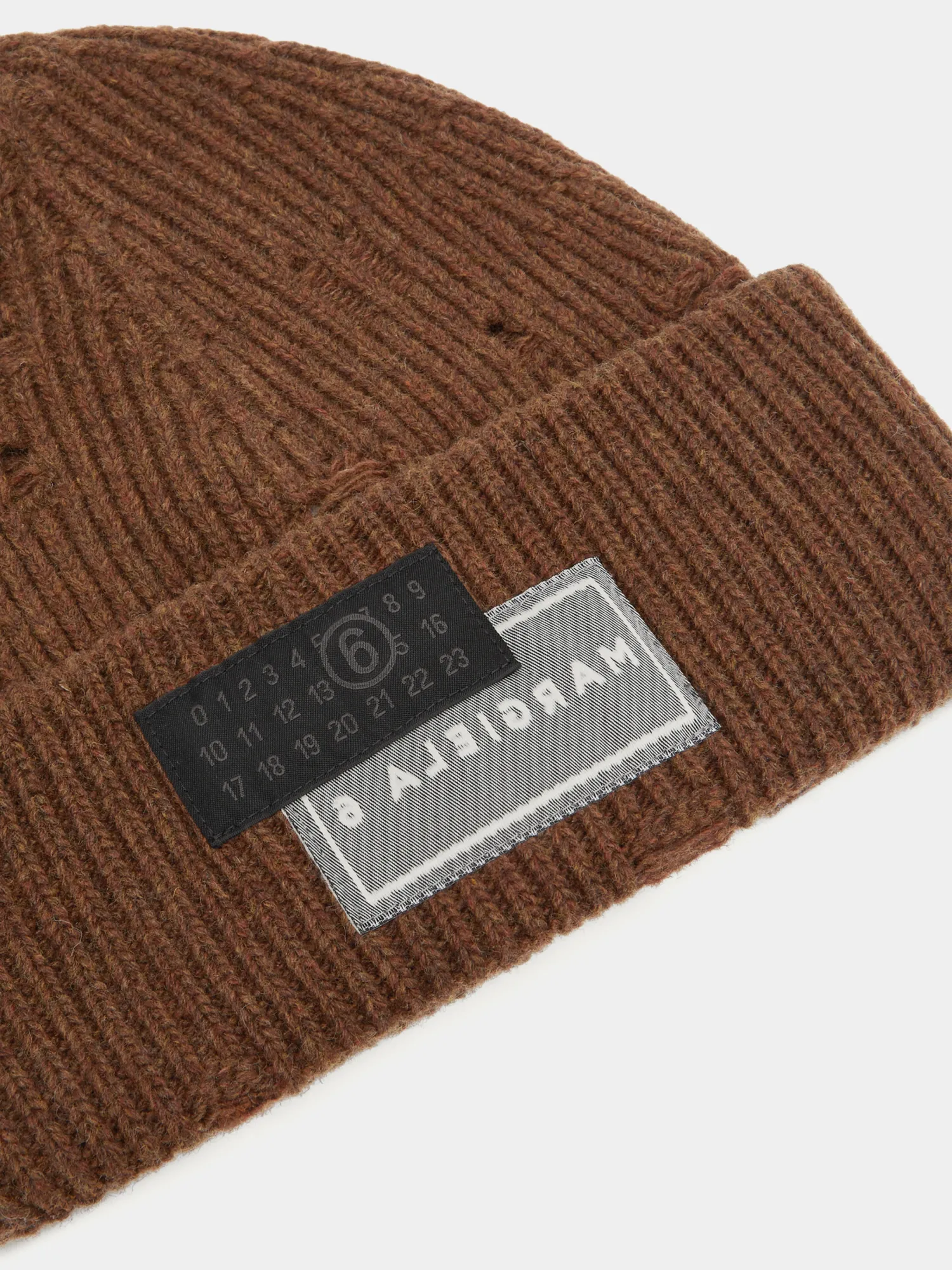 Шапка MM6 Maison Margiela Distressed Brown