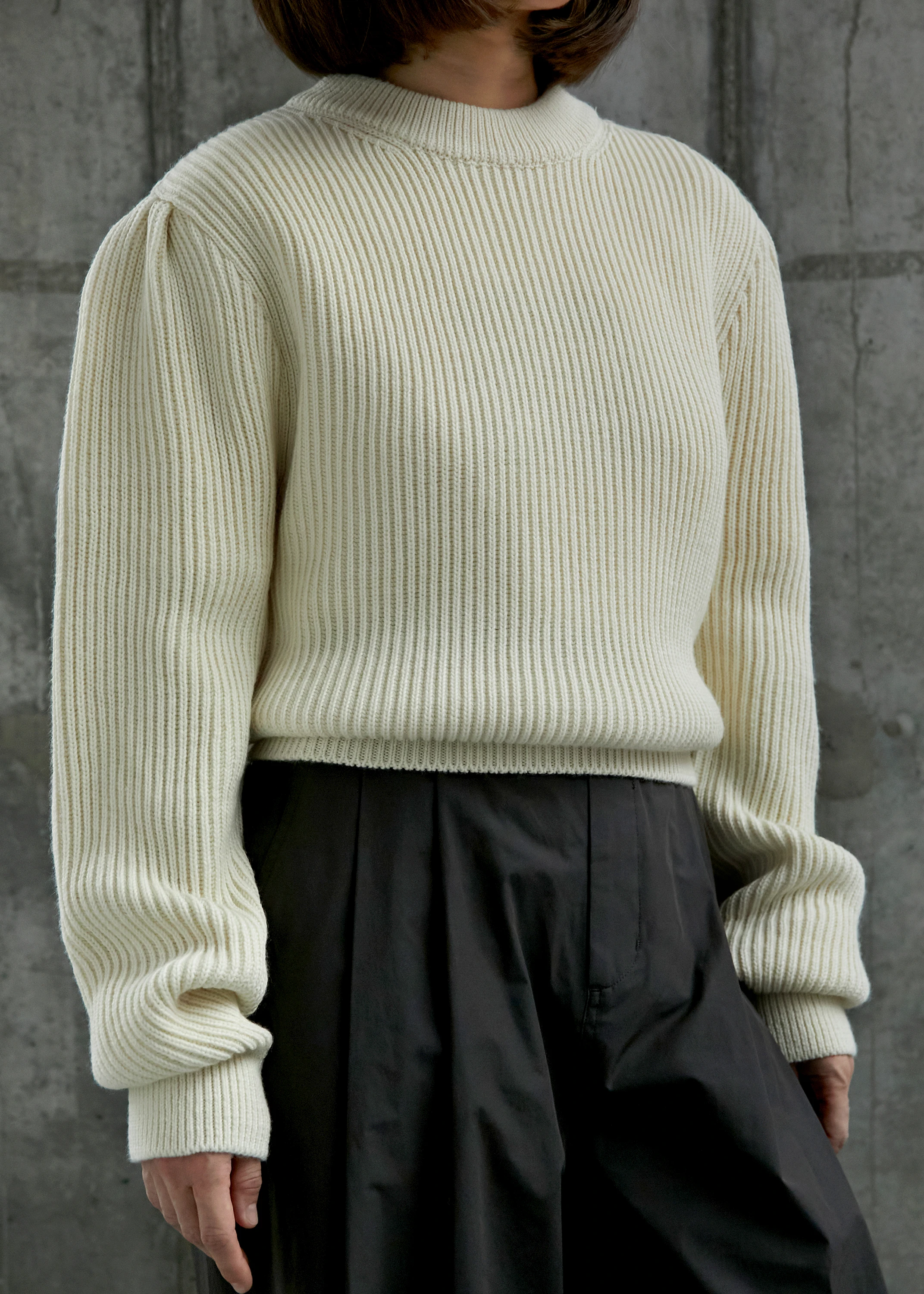 Женский свитер AMOMENTO Half Neck Knit Ecru