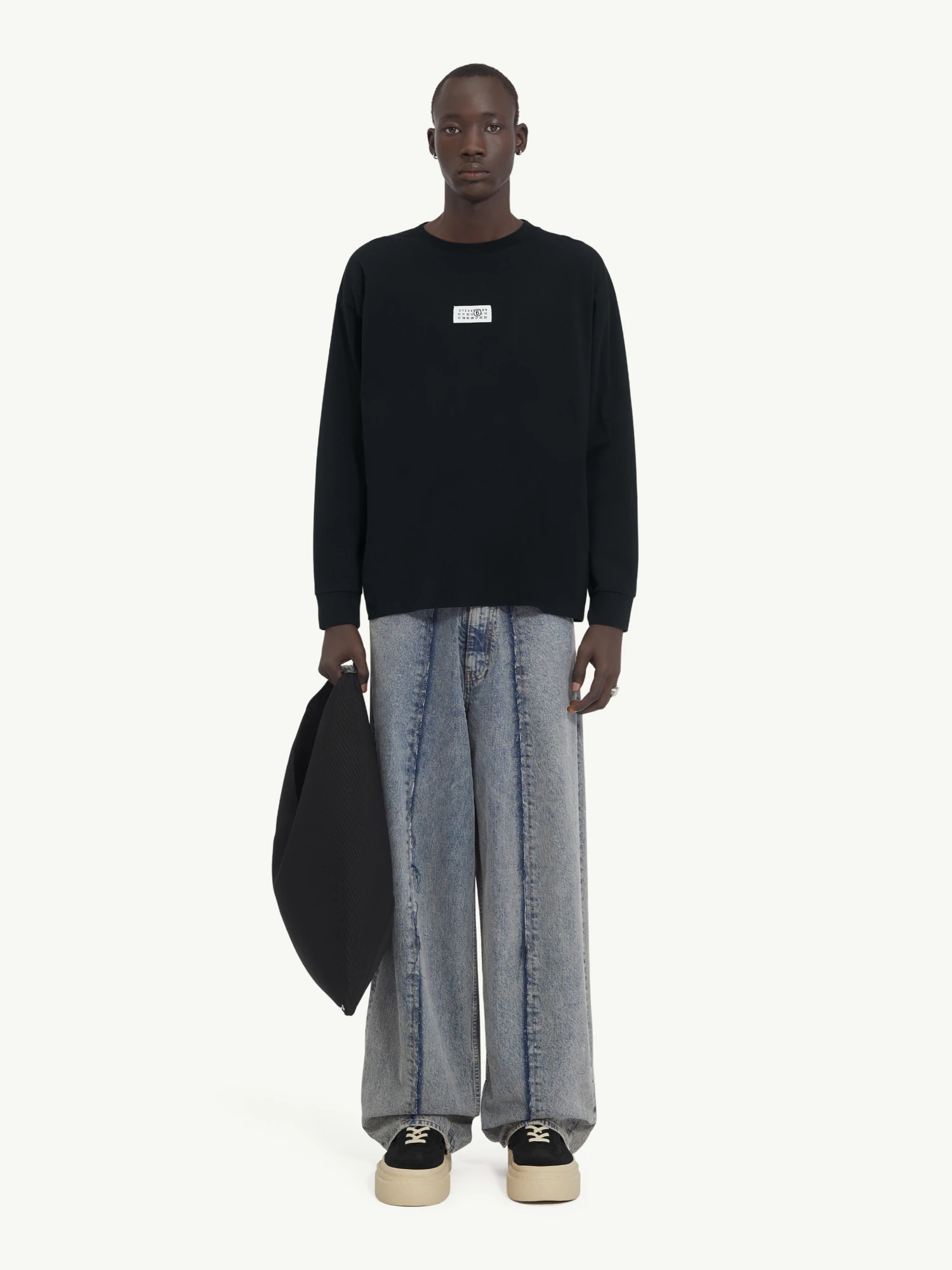Лонгслив MM6 Maison Margiela Logo Patch Black