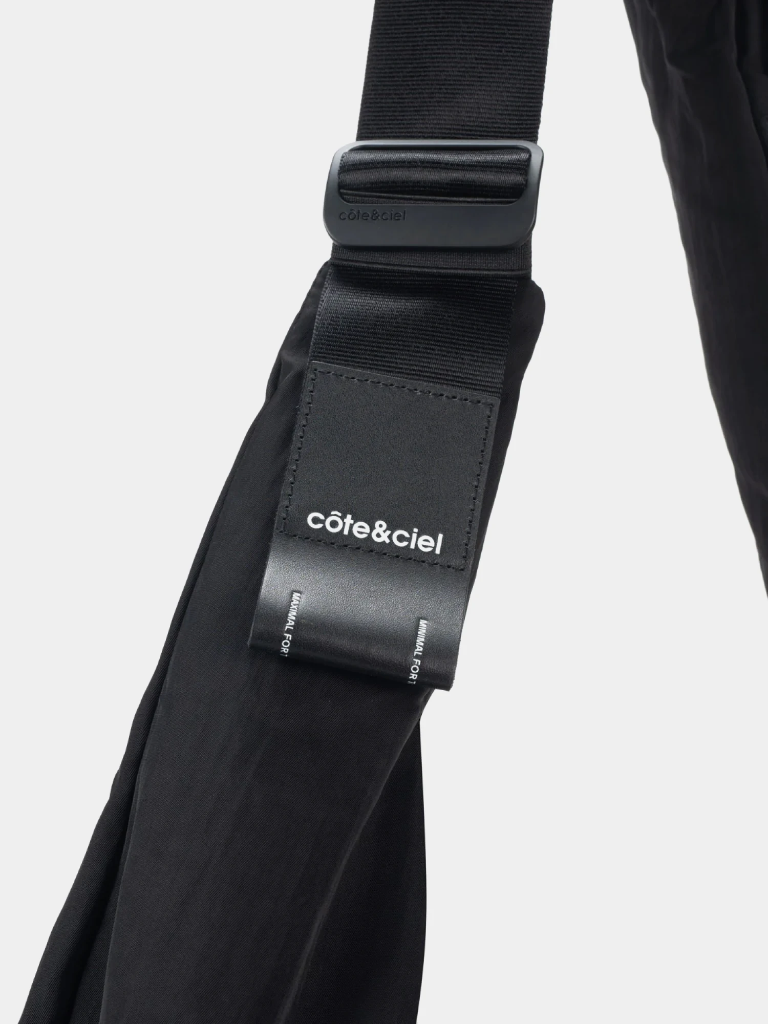 Сумка COTE&CIEL Hyco S Smooth Black