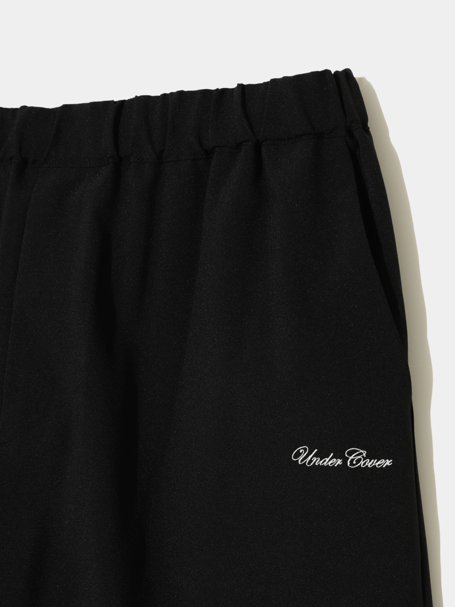 Шорты UNDERCOVER Easy Shorts Front Logo Black