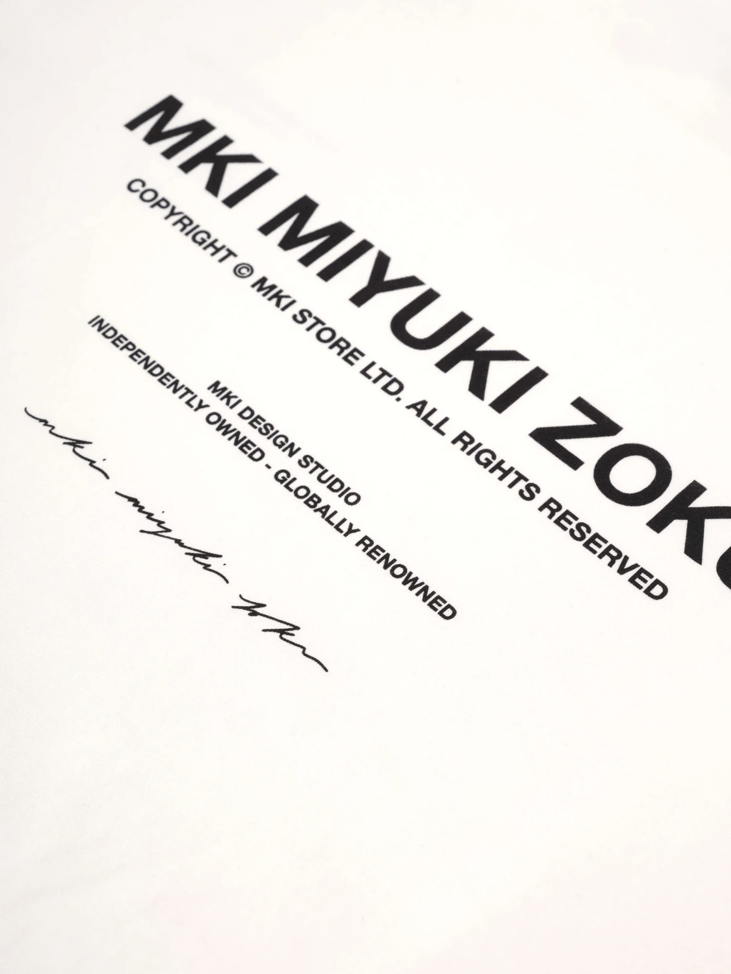 Футболка MKI MIYUKI ZOKU Design Studio White