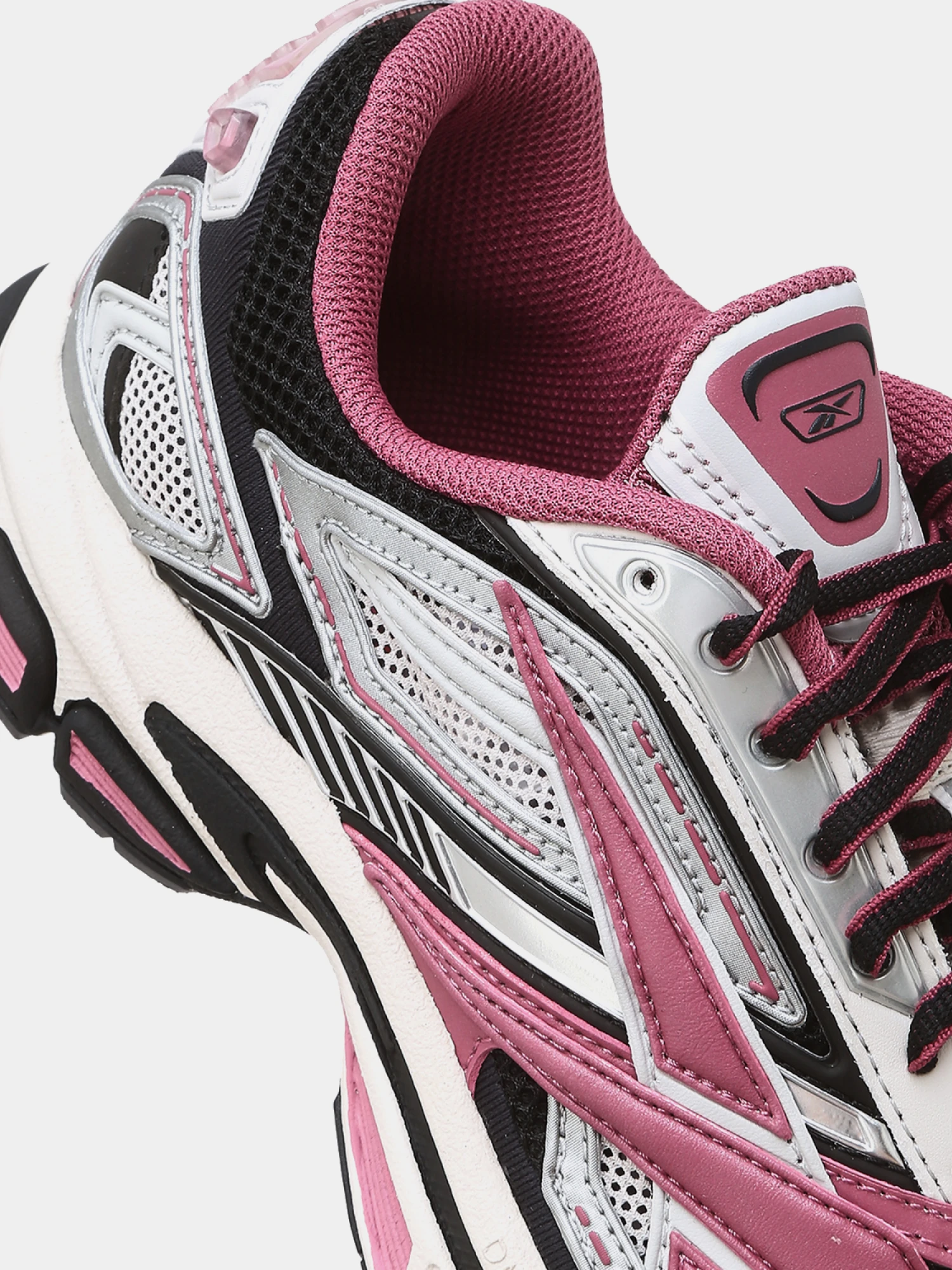 Кроссовки Reebok LTD Premier Road Ultra Cherry Metallic