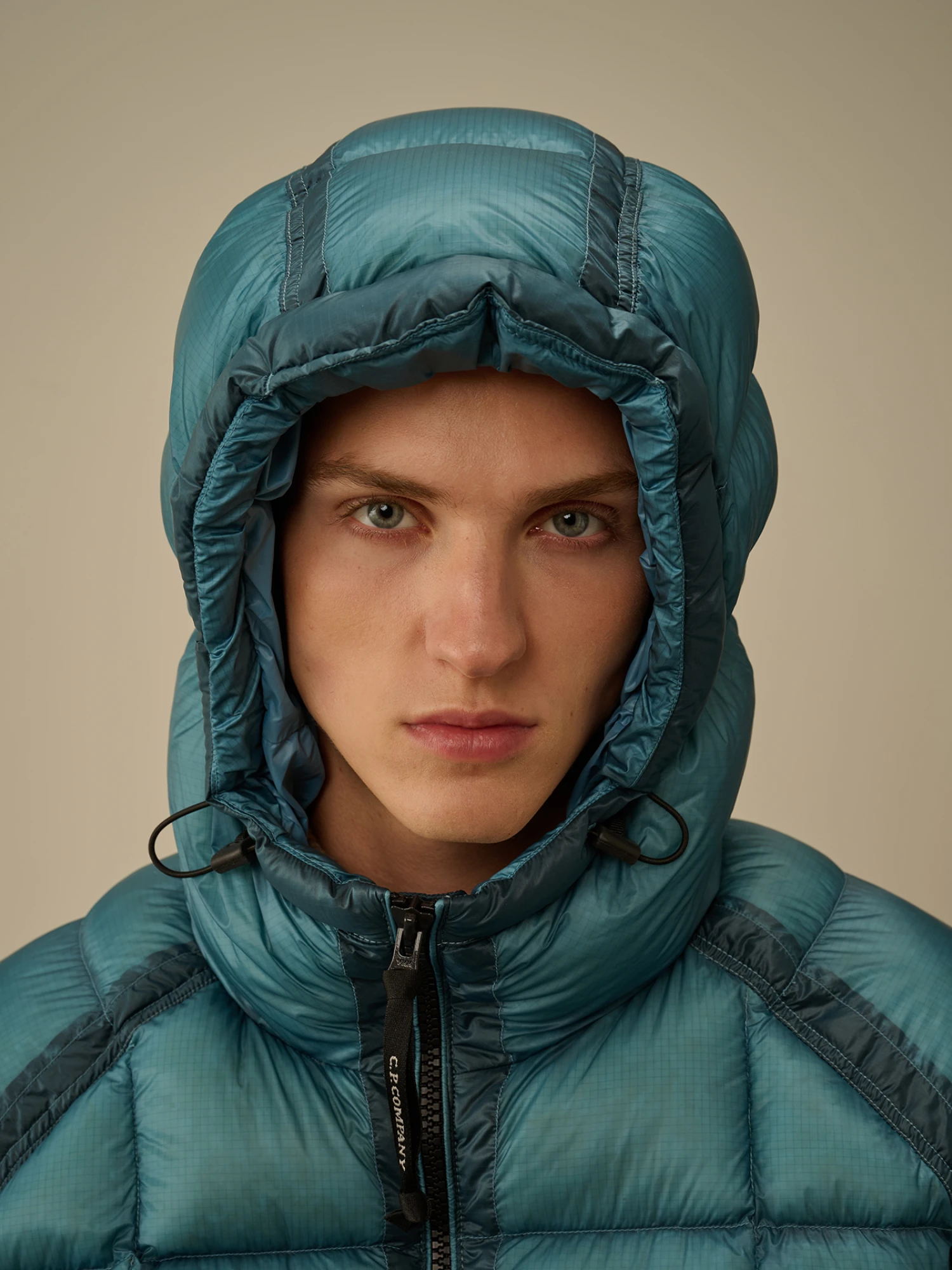 Пуховик C.P. Company D.D. Shell Hooded Aegean Blue