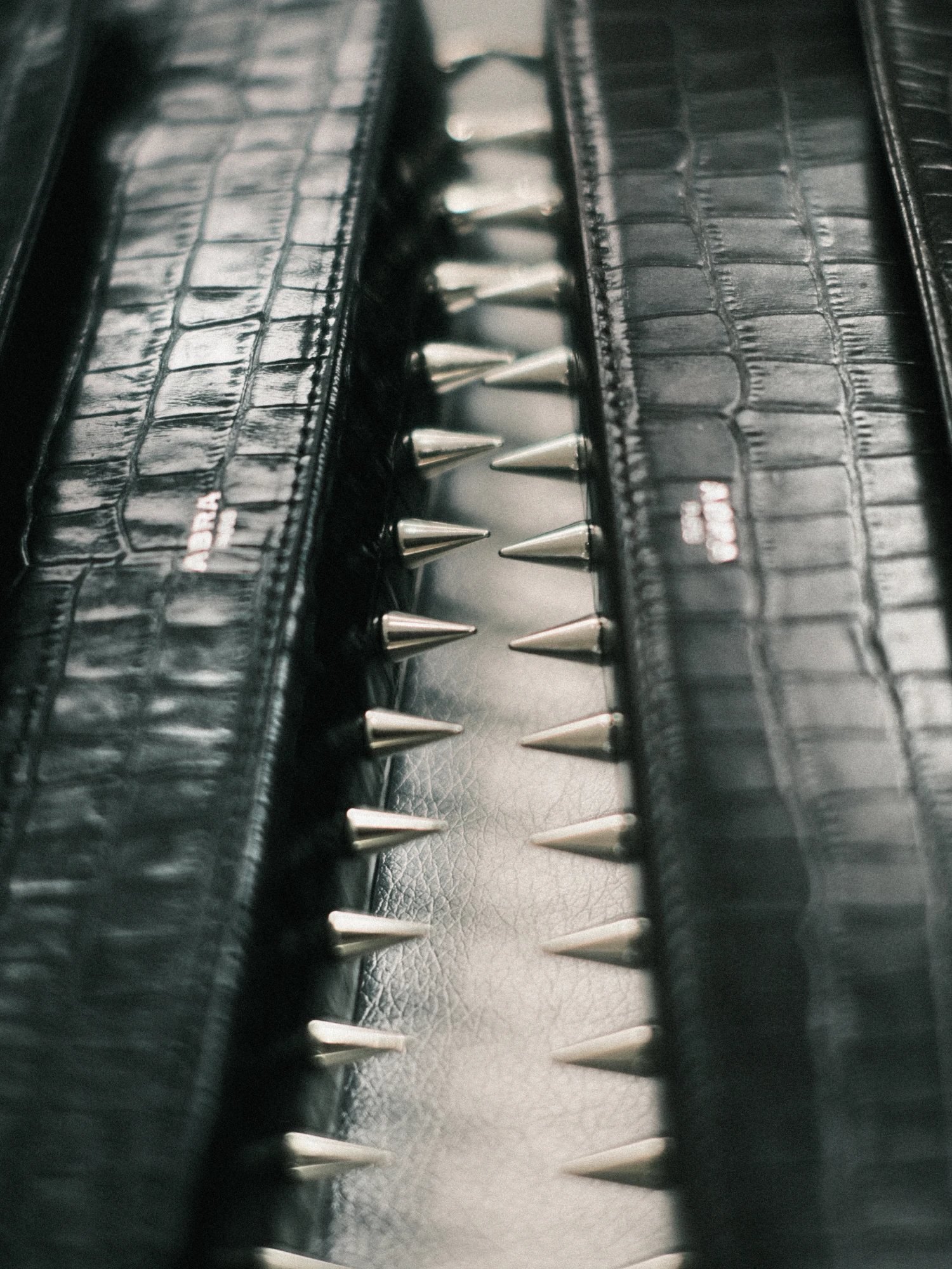 Сумка ABRA Spike Baguette Crocco Black