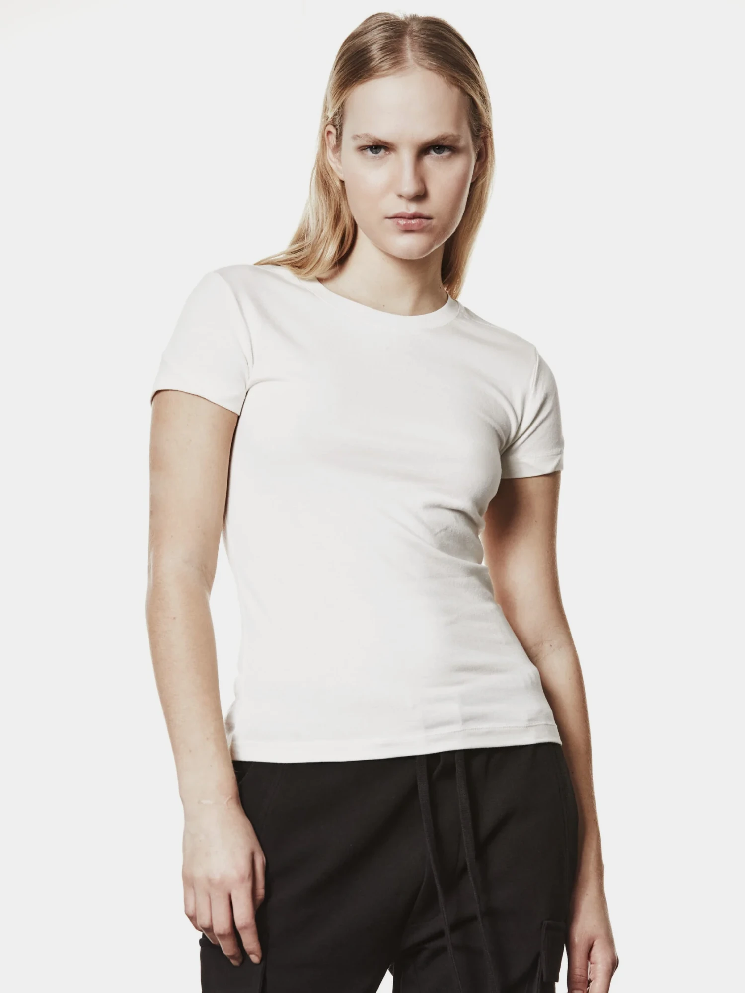 Женская футболка thom/krom W TS 580 Cream