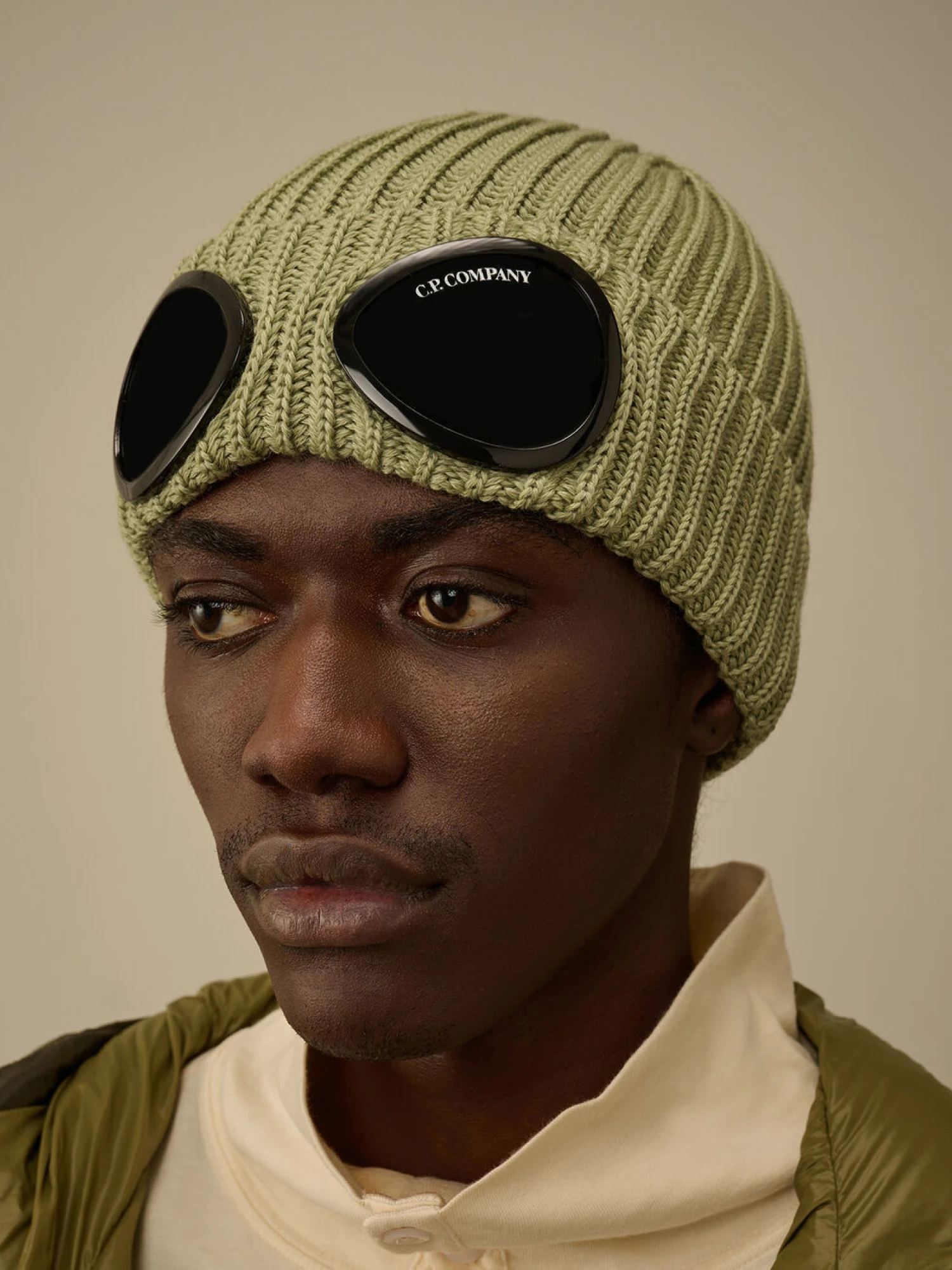 Шапка C.P. Company Extrafine Merino Wool Goggle Tea