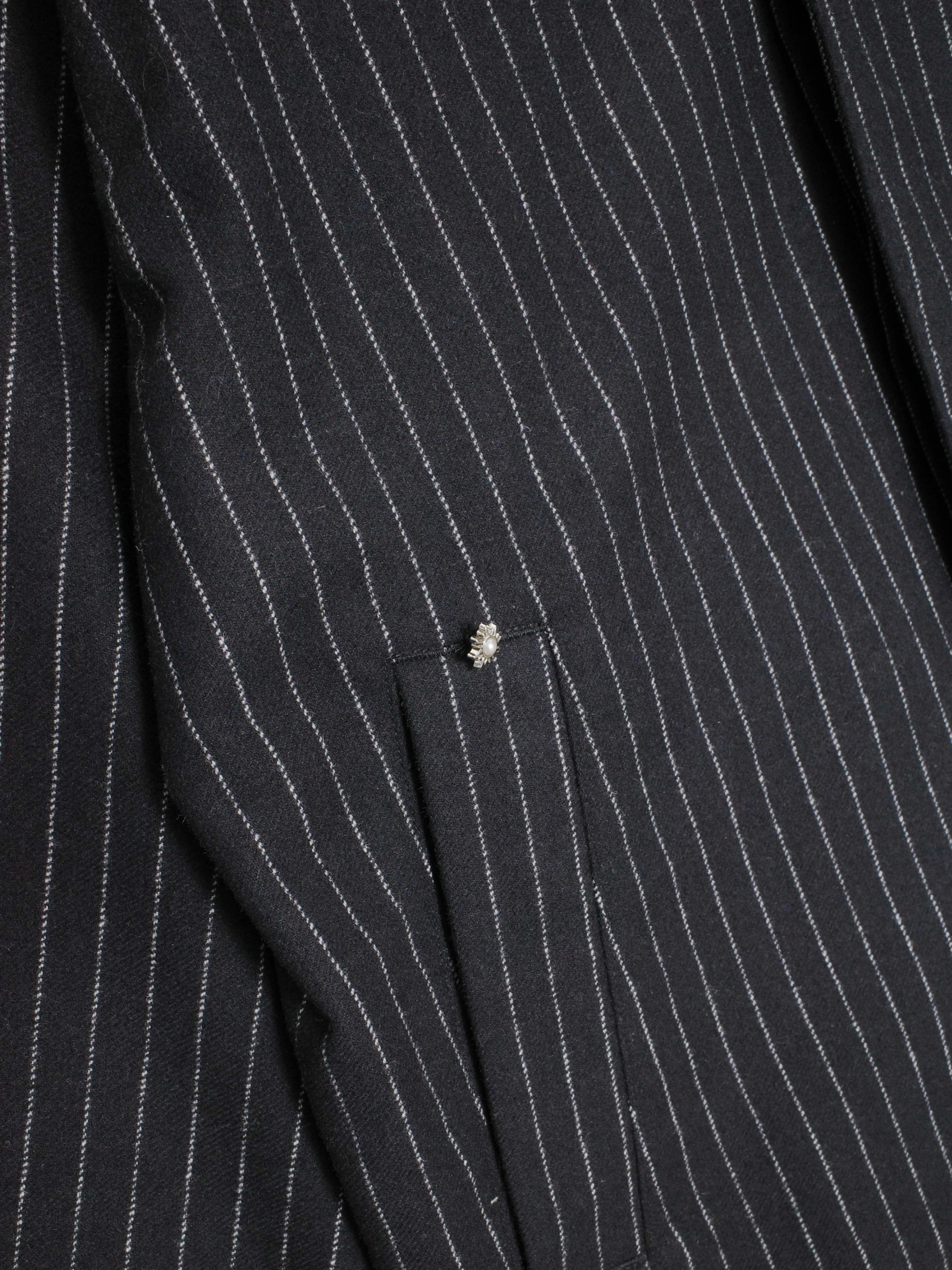 Овершот Jungles Jungles Pleated Pinstripe Wool Black