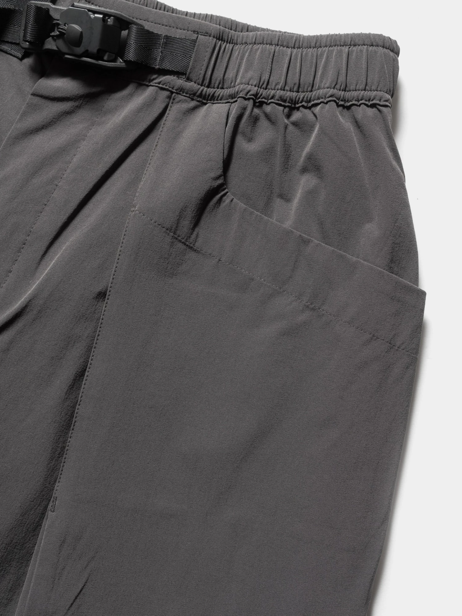 Шорты MAHARISHI 6042 Recycled Nylon Cargo Charcoal