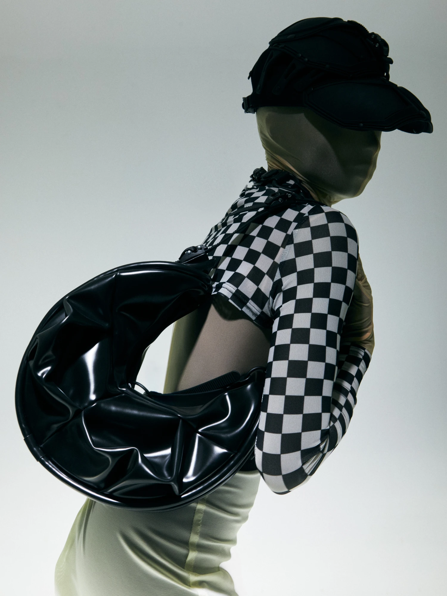 Сумка INNERRAUM Object HM02 Small Half Moon 3D Matt Black