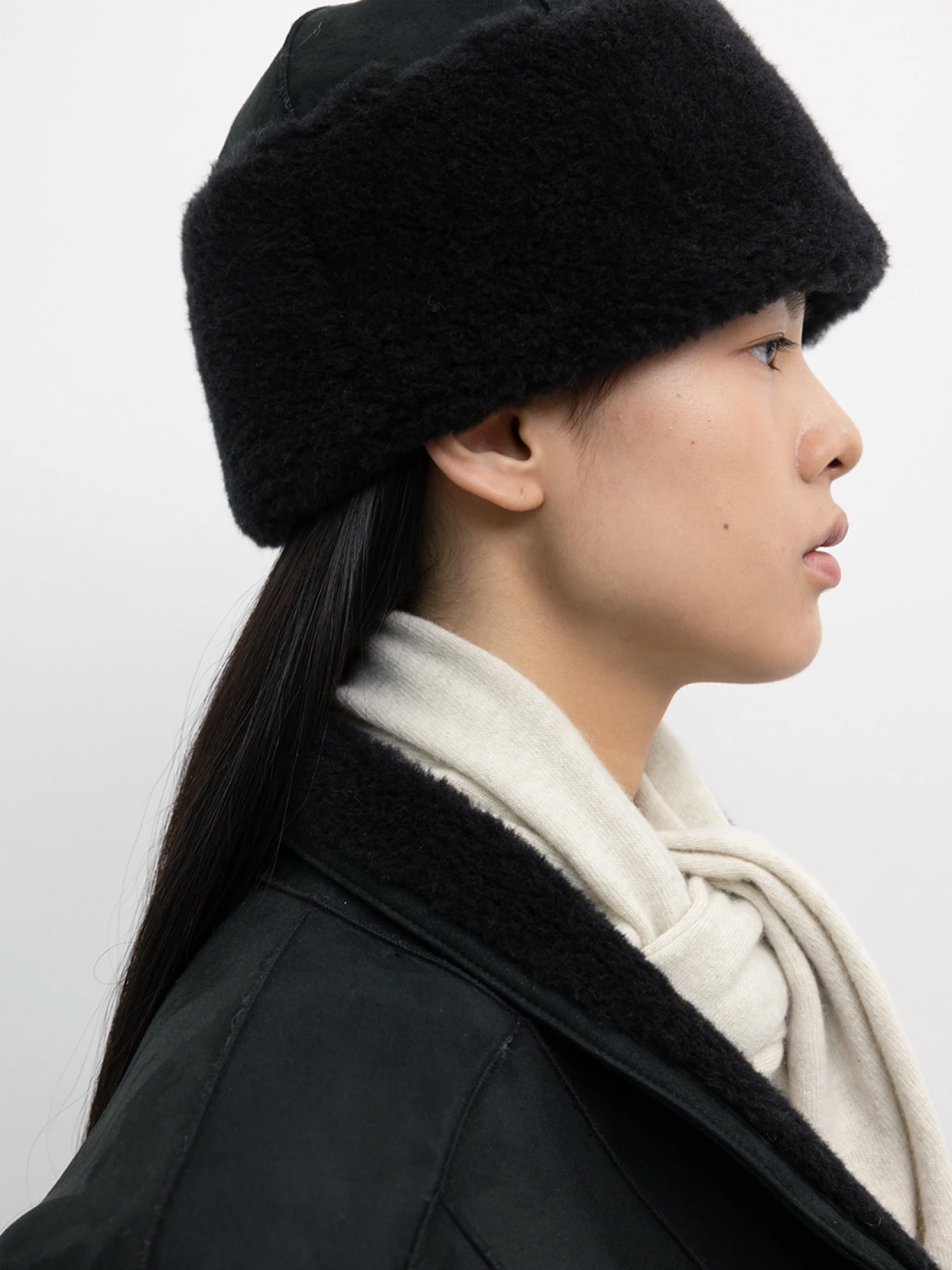 Шапка LE17SEPTEMBRE Shearling Black