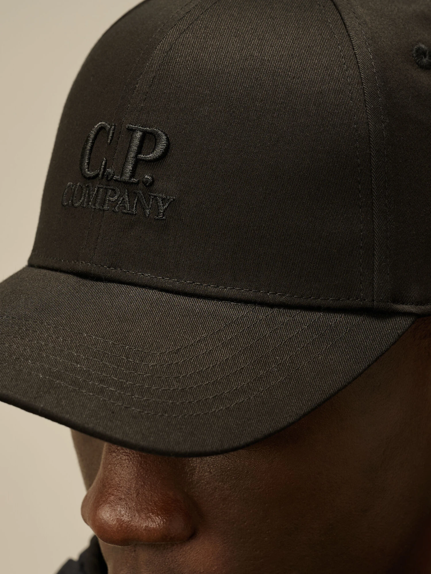 Кепка C.P. Company Gabardine Logo Cap Black