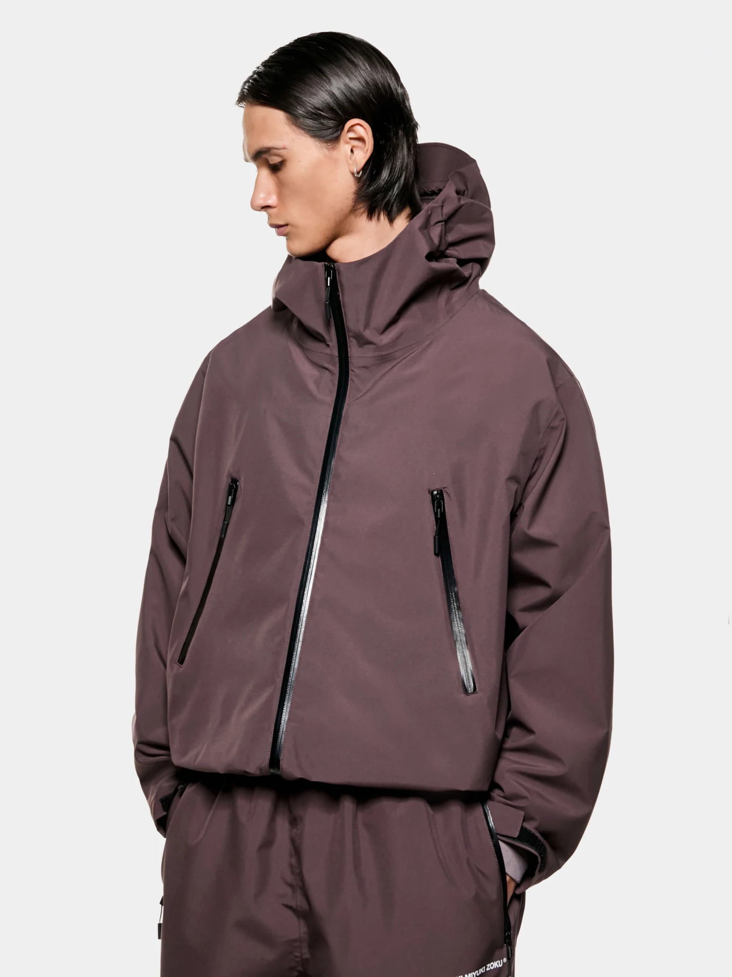 Ветровка MKI MIYUKI ZOKU V3 Shell Hodded Raisin