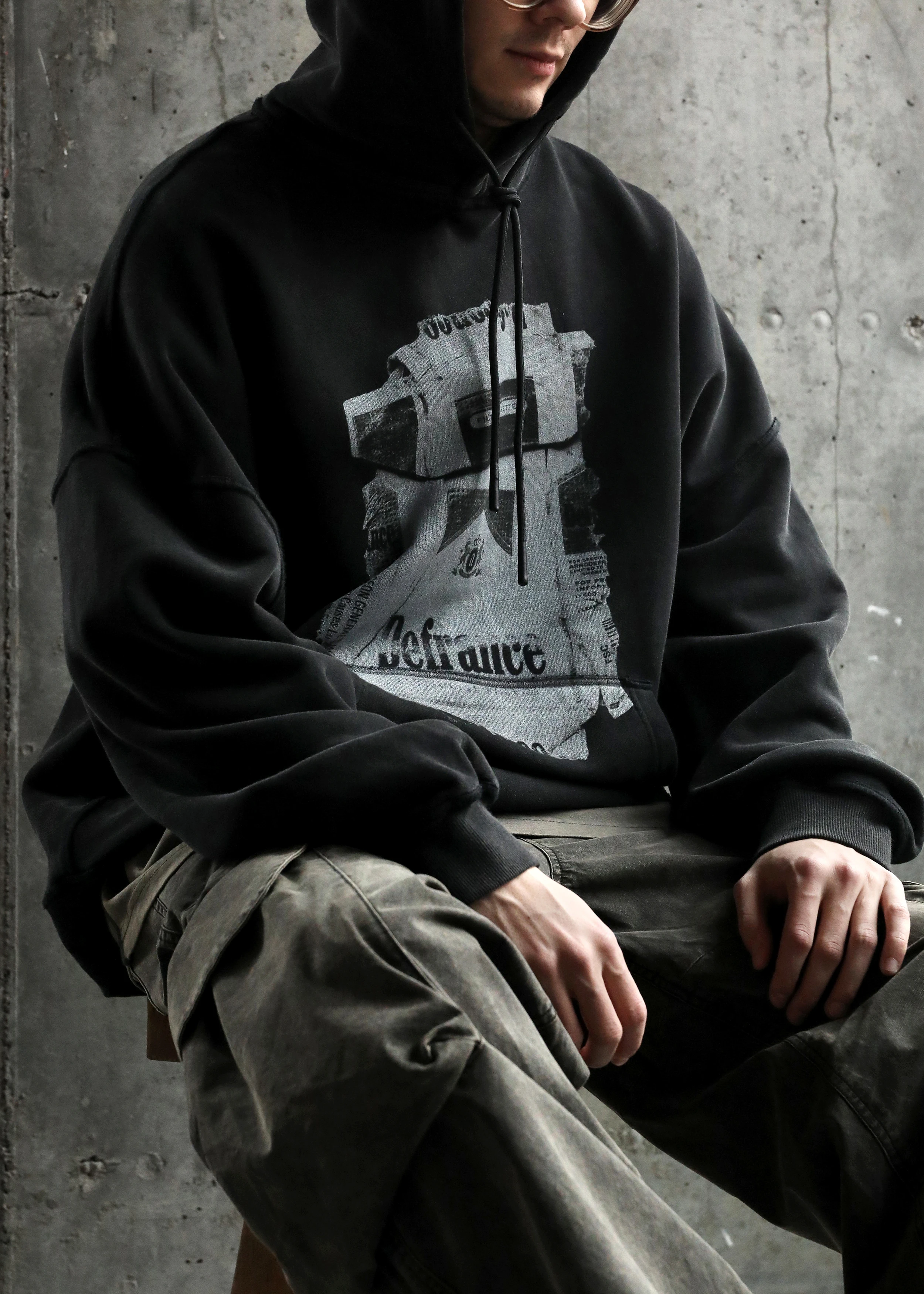Худи ARNODEFRANCE 'Antisocial Flavor White' Washed Black