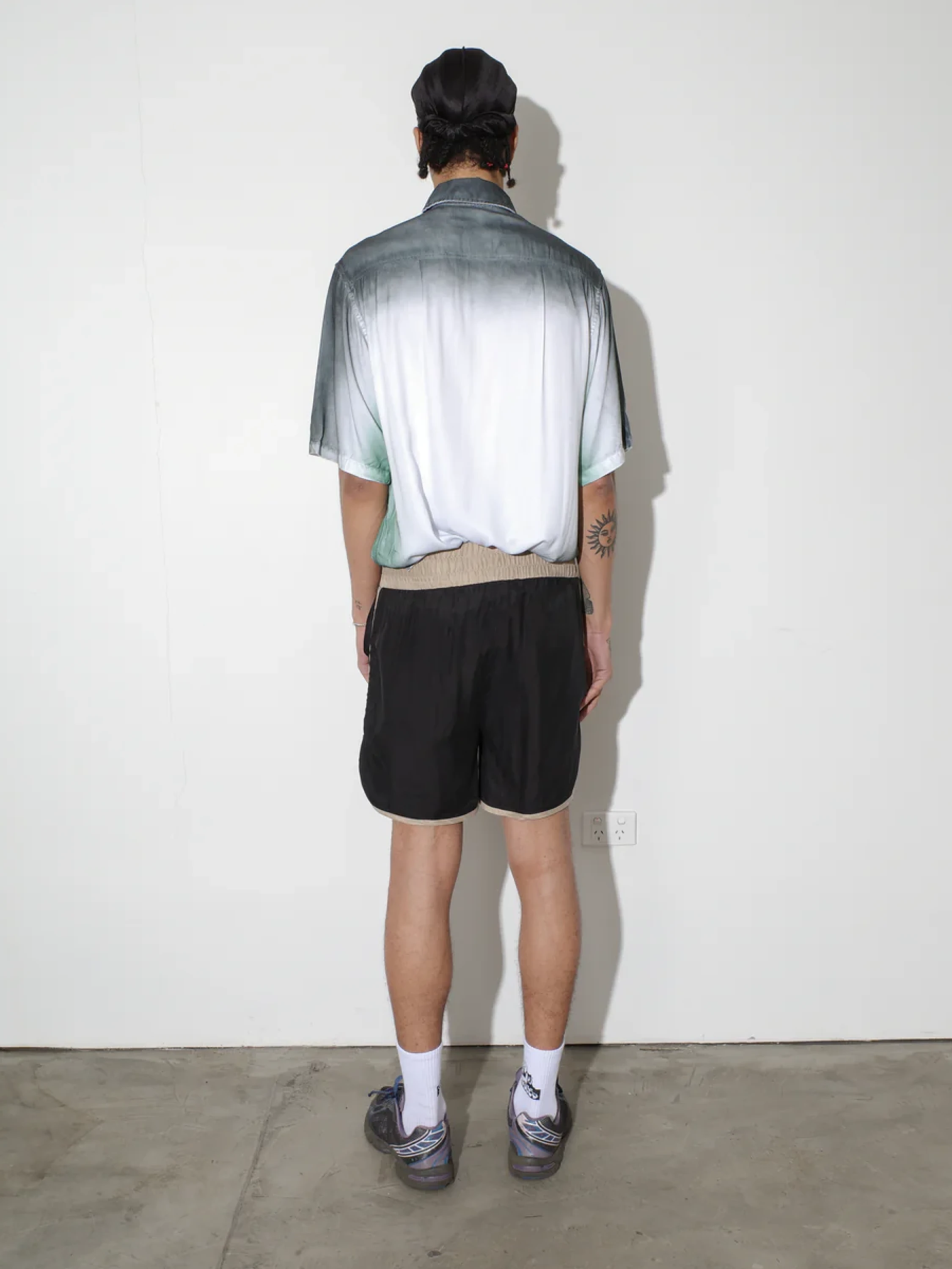Рубашка Jungles Jungles Spray Dye Button Up White Grey