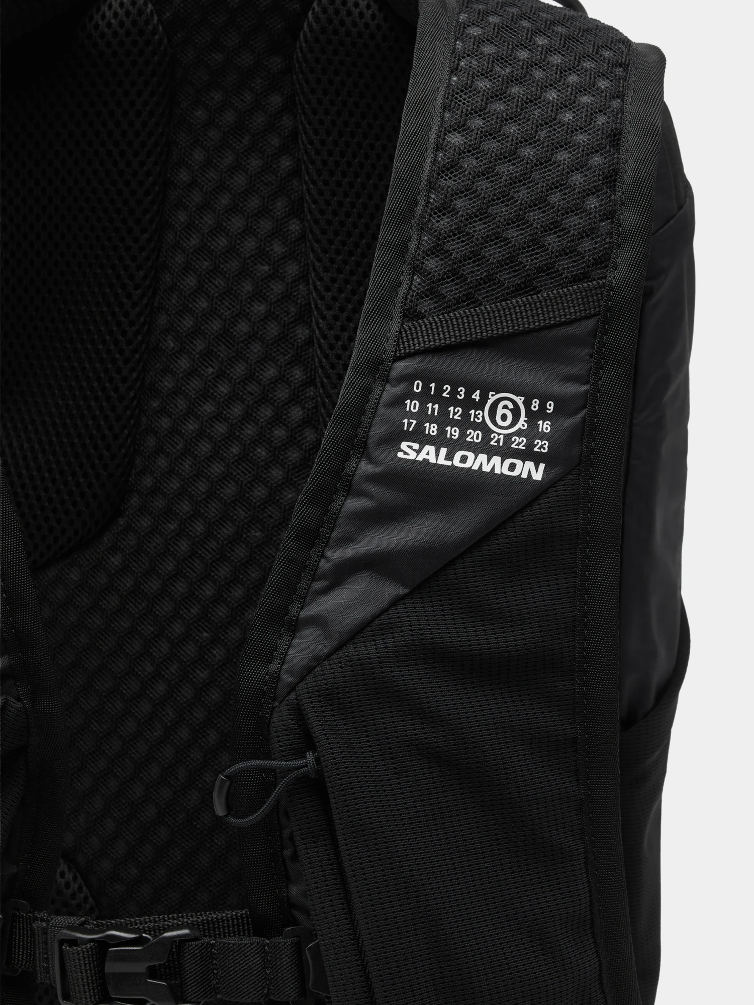 Рюкзак MM6 Maison Margiela x Salomon XT-15 Black