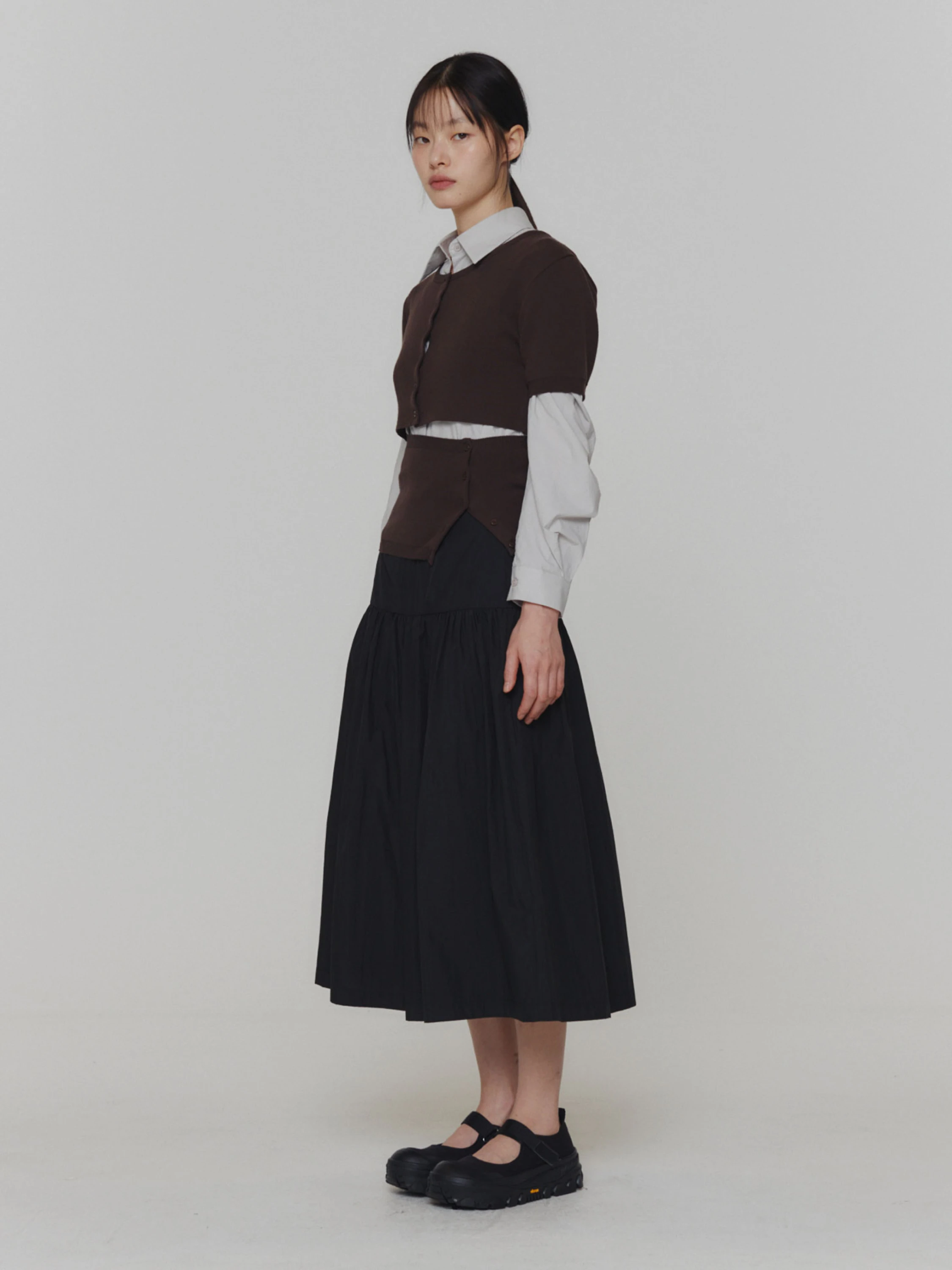 Женские брюки AMOMENTO Shirring Flare Pants Black