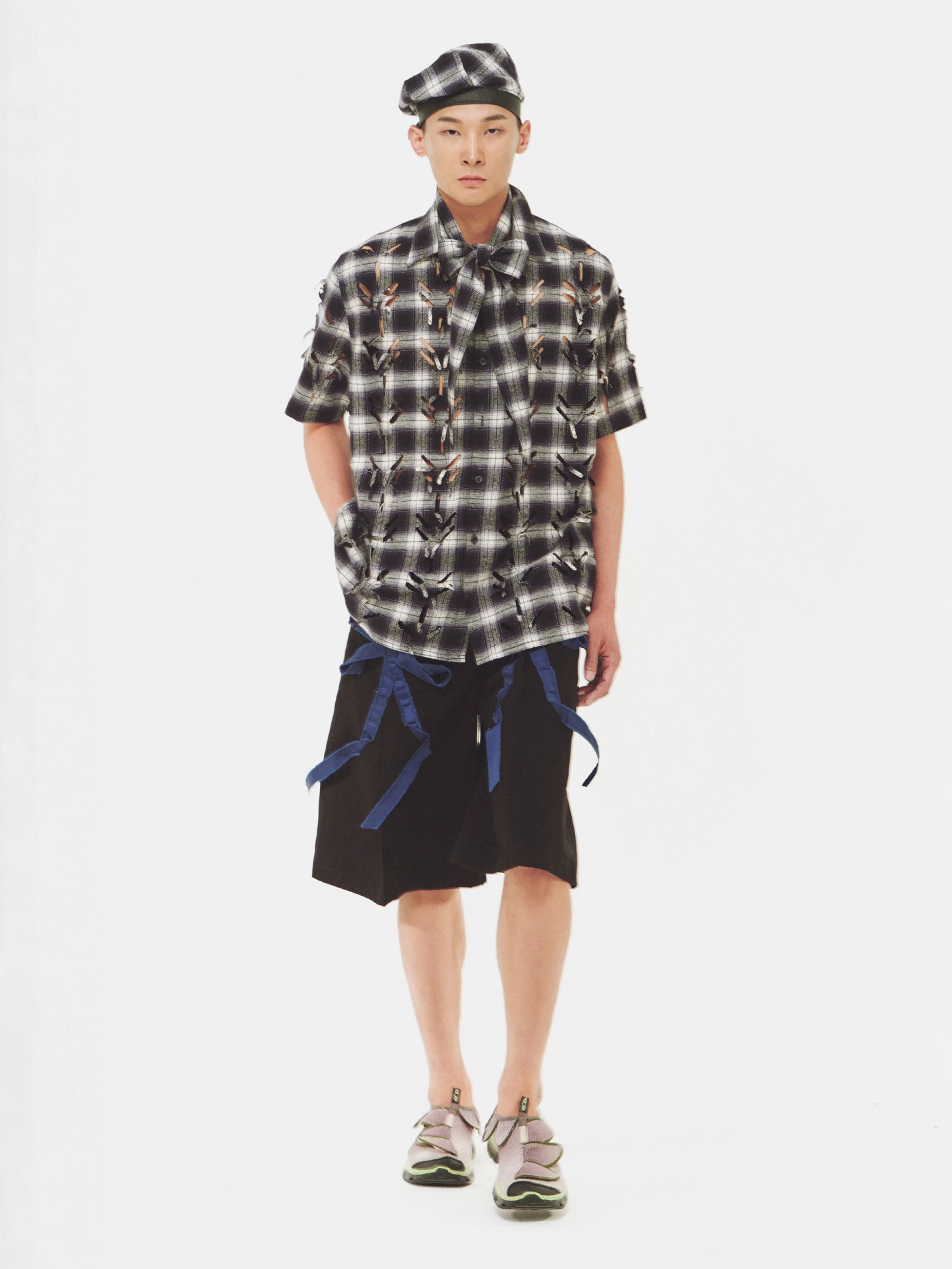 Берет JUNTAE KIM Scarf Tie Neck Beret Blue Check
