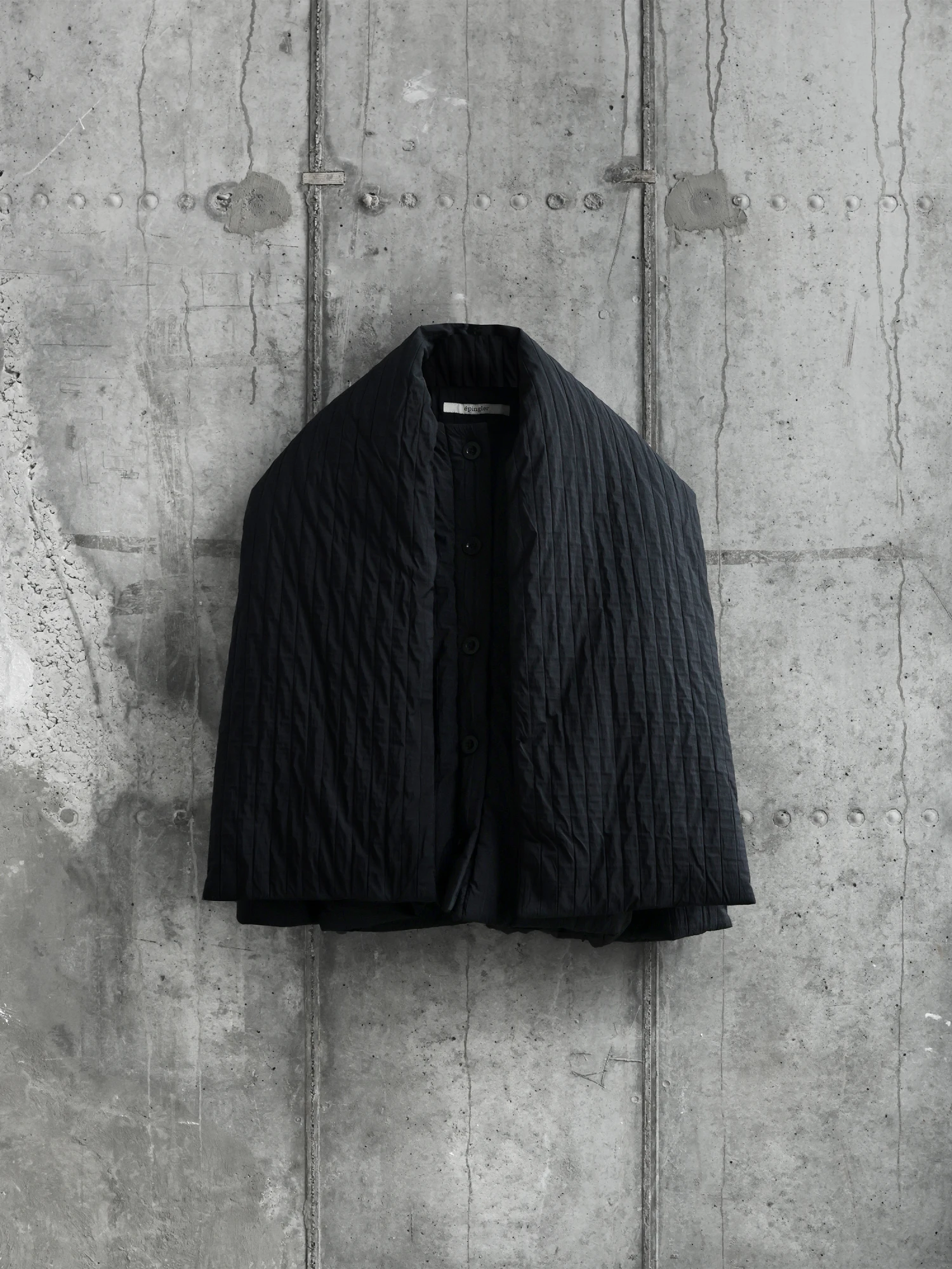 Женский пуховик EPINGLER Muffle Padding Pleats Black