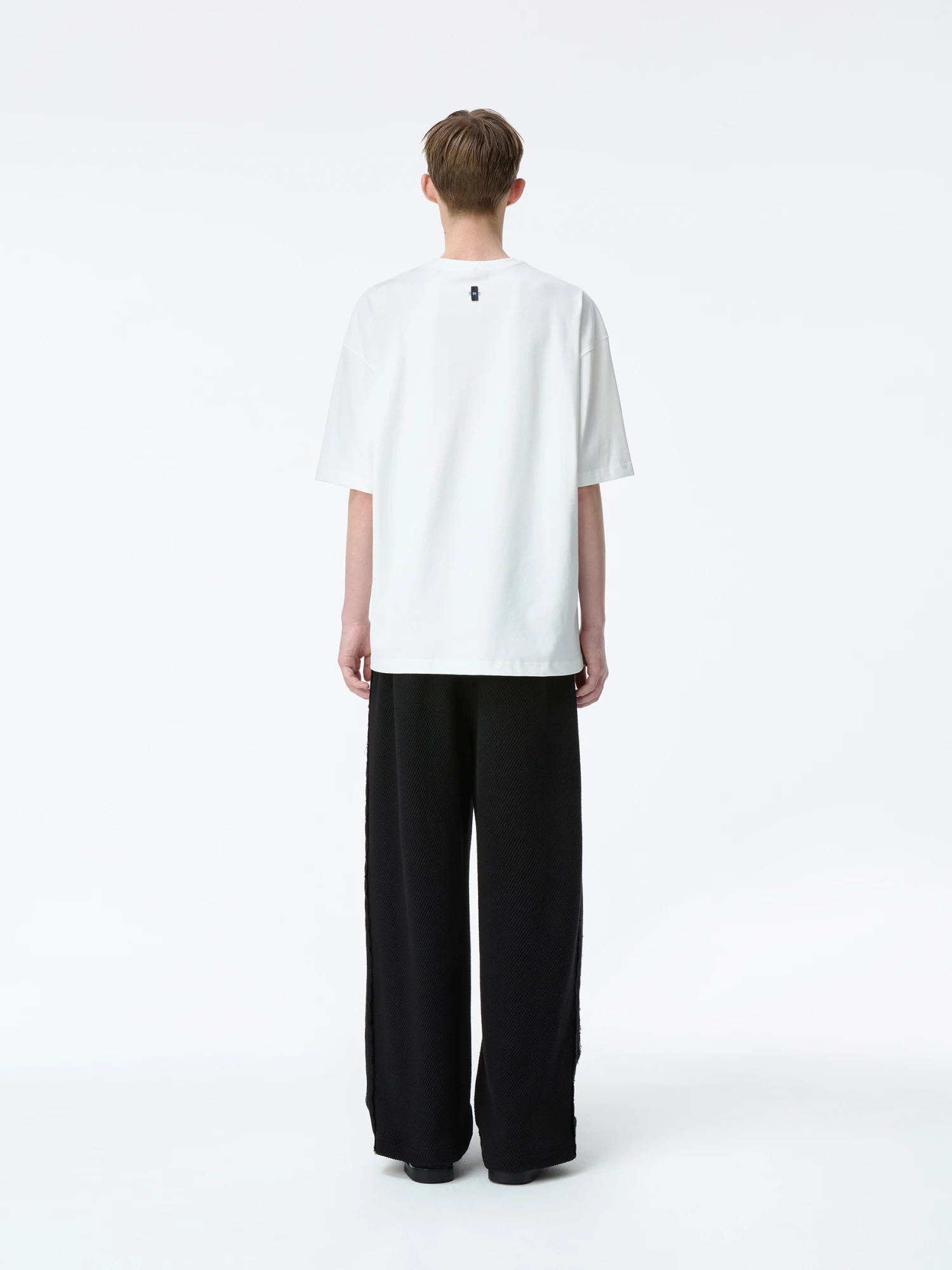 Футболка ADERERROR Press Apple Product. 47 Off White