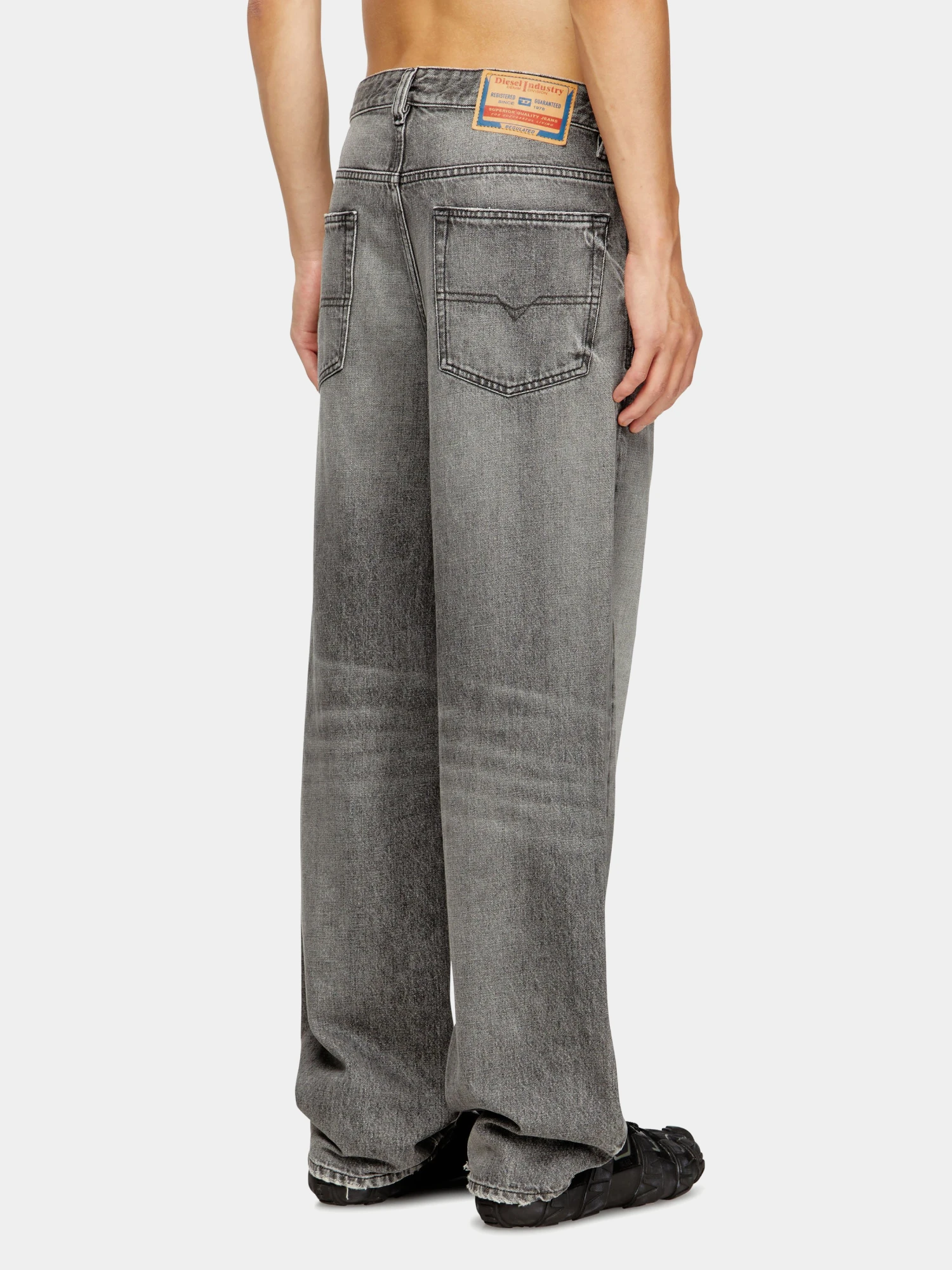 Джинсы Diesel Denim 5 Pockets 2001 D-Macro L.32 Grey