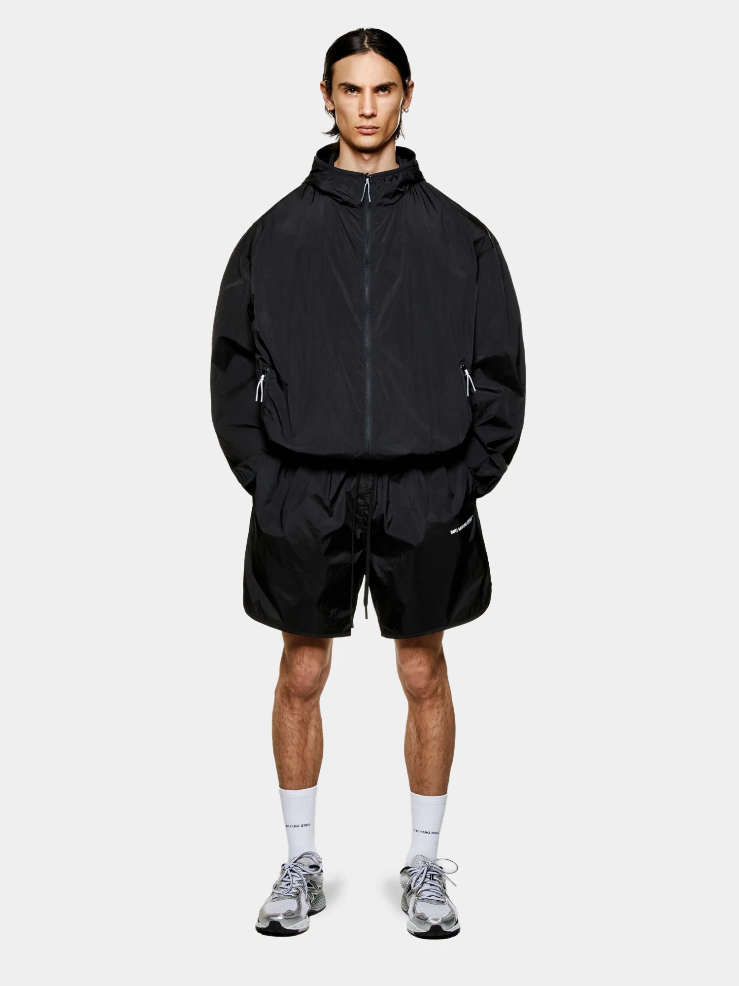 Ветровка MKI MIYUKI ZOKU Active Nylon Hooded Black