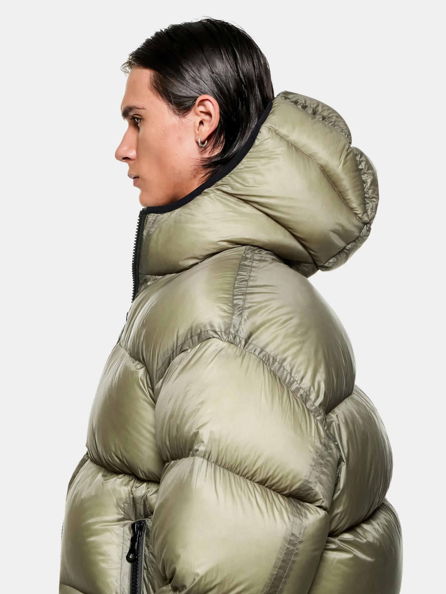 Пуховик MKI MIYUKI ZOKU Translucent Hooded Bubble Sage