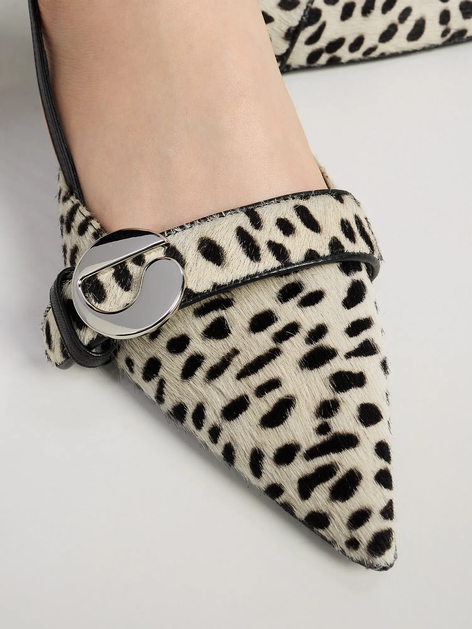 Женские туфли Coperni Belt Kitten Stiletto White/Black