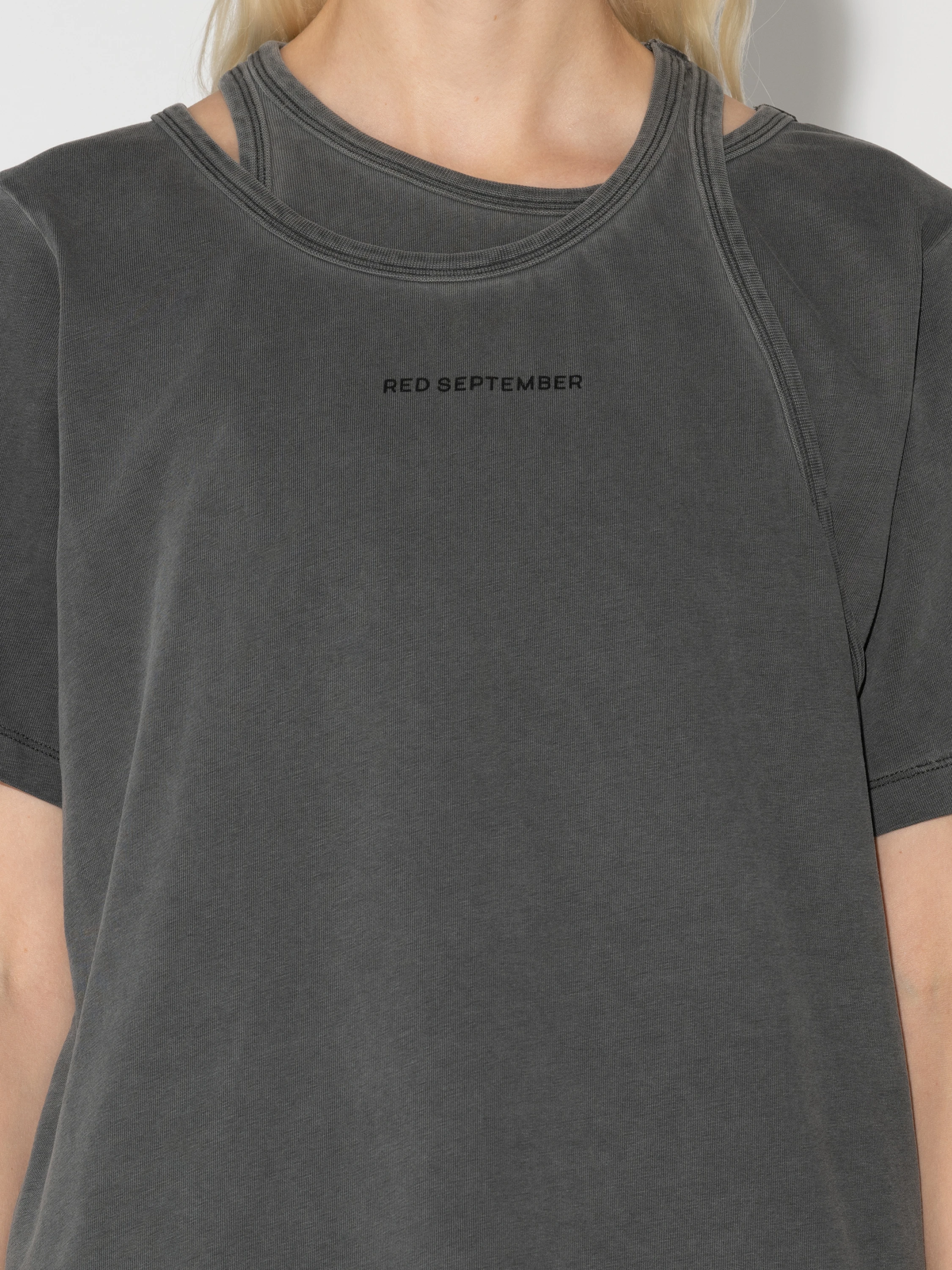 Женская футболка Red September Gray